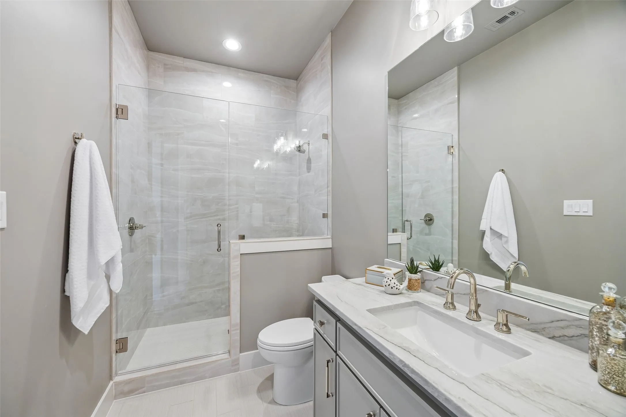 Single Family Residence For Sale in Tarrant County , 48 Cardona Drive, Westlake, Texas 76262, 4 Bedroom, 5 Bathroom, 3 Garage spaces, 4,929 Sqft, built in 2026, mls#21365208, Real Estate Agent in Westlake, Homes For Sale in Tarrant county, Homes For Sale in Westlake, Realtor in Westlake Texas, Real Estate Brokerage Independent Realty Texas, Luminita Cordes Realtor