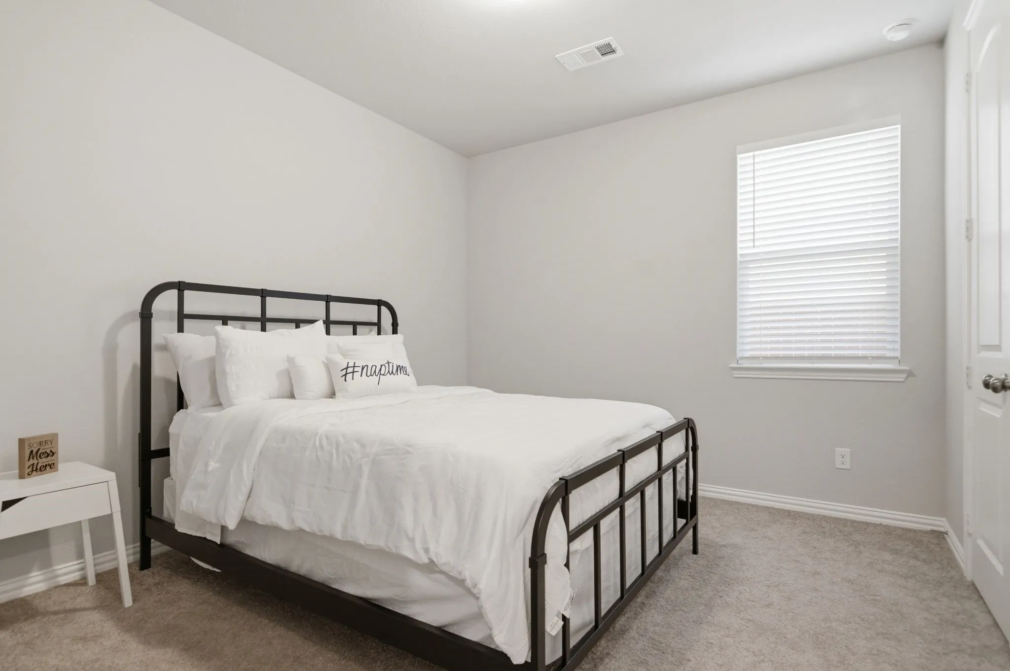 Single Family Residence For Rent in Tarrant County , 910 Winter Cherry Lane, Haslet, Texas 76052, 4 Bedroom, 3 Bathroom, 2 Garage spaces, 2,408 Sqft, built in 2023, mls#21366948, Real Estate Agent in Haslet, Homes For Rent in Tarrant county, Homes For Rent in Haslet, Realtor in Haslet Texas, Real Estate Brokerage Independent Realty Texas, Luminita Cordes Realtor
