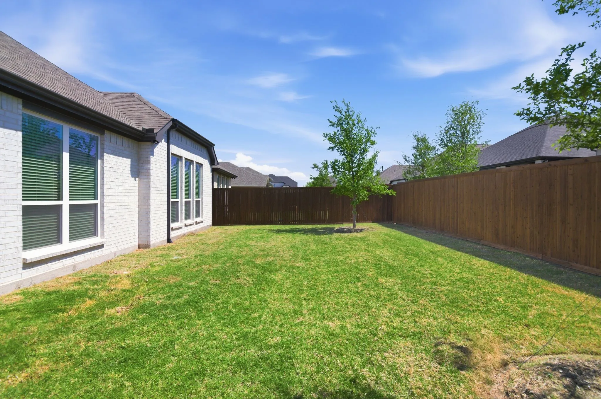 Single Family Residence For Rent in Tarrant County , 910 Winter Cherry Lane, Haslet, Texas 76052, 4 Bedroom, 3 Bathroom, 2 Garage spaces, 2,408 Sqft, built in 2023, mls#21366948, Real Estate Agent in Haslet, Homes For Rent in Tarrant county, Homes For Rent in Haslet, Realtor in Haslet Texas, Real Estate Brokerage Independent Realty Texas, Luminita Cordes Realtor