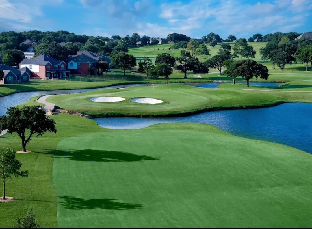 Oakmont Country Club
