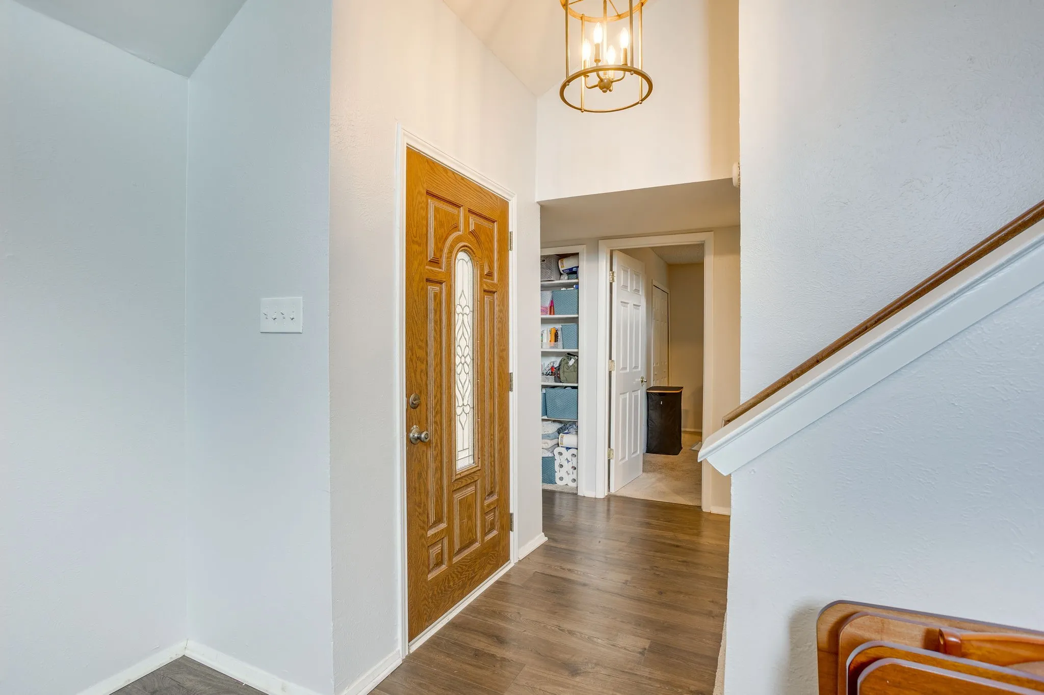 Single Family Residence For Sale in Denton County , 3226 Delaford Drive, Carrollton, Texas 75007, 4 Bedroom, 2 Bathroom, 2 Garage spaces, 1,670 Sqft, built in 1983, mls#21365567, Real Estate Agent in Carrollton, Homes For Sale in Denton county, Homes For Sale in Carrollton, Realtor in Carrollton Texas, Real Estate Brokerage Independent Realty Texas, Luminita Cordes Realtor