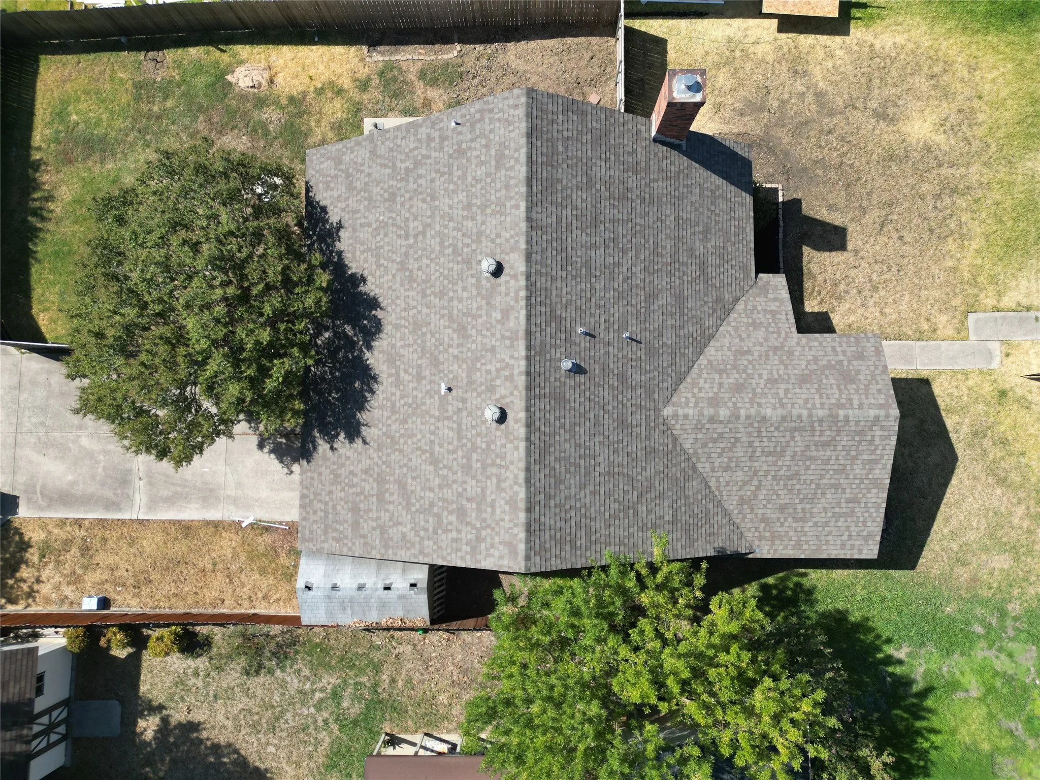 Single Family Residence For Sale in Denton County , 3226 Delaford Drive, Carrollton, Texas 75007, 4 Bedroom, 2 Bathroom, 2 Garage spaces, 1,670 Sqft, built in 1983, mls#21365567, Real Estate Agent in Carrollton, Homes For Sale in Denton county, Homes For Sale in Carrollton, Realtor in Carrollton Texas, Real Estate Brokerage Independent Realty Texas, Luminita Cordes Realtor