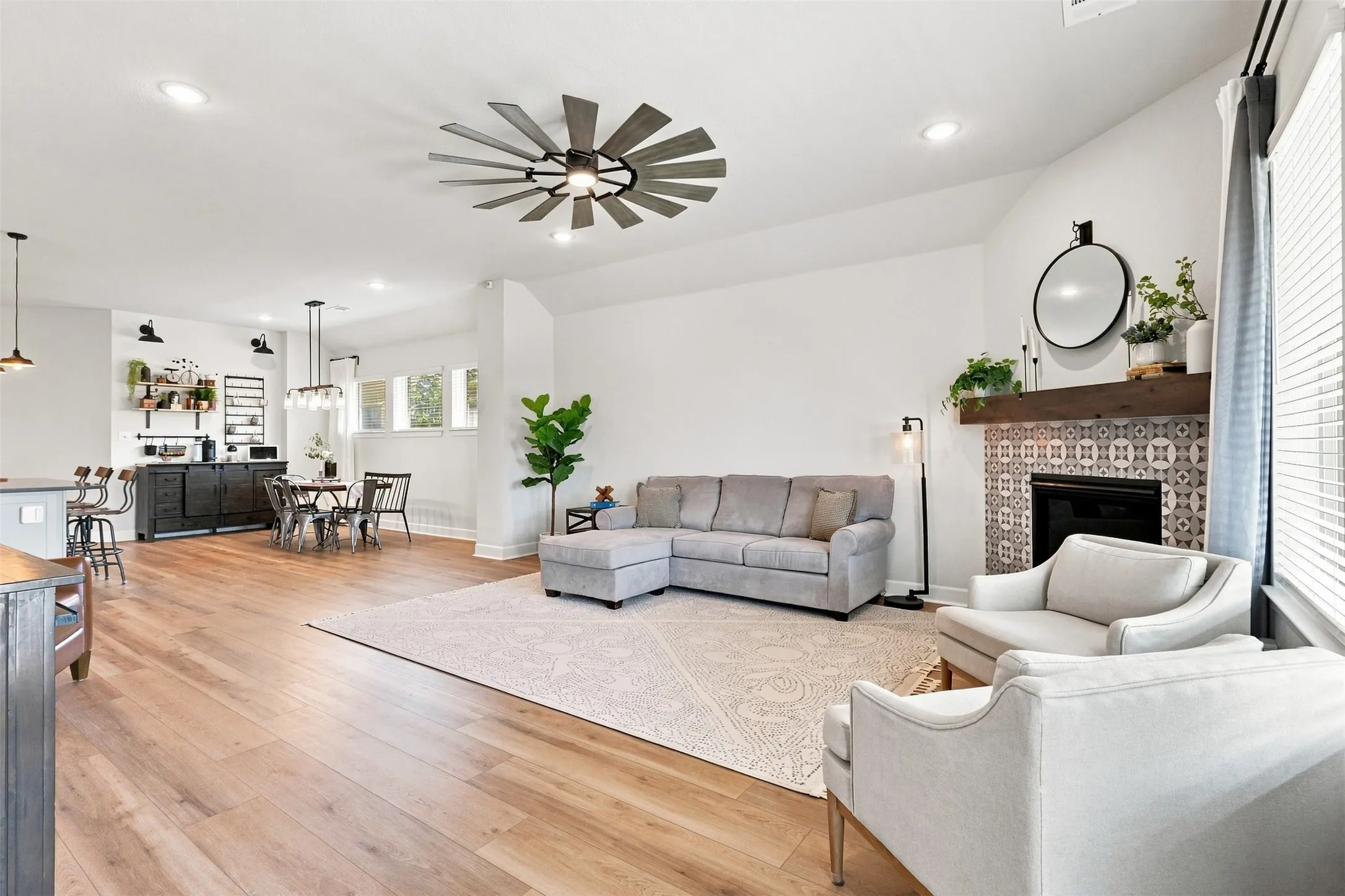 Single Family Residence For Sale in Denton County , 1612 Ranger Road, Aubrey, Texas 76227, 4 Bedroom, 3 Bathroom, 2 Garage spaces, 2,251 Sqft, built in 2019, mls#21362532, Real Estate Agent in Aubrey, Homes For Sale in Denton county, Homes For Sale in Aubrey, Realtor in Aubrey Texas, Real Estate Brokerage Independent Realty Texas, Luminita Cordes Realtor