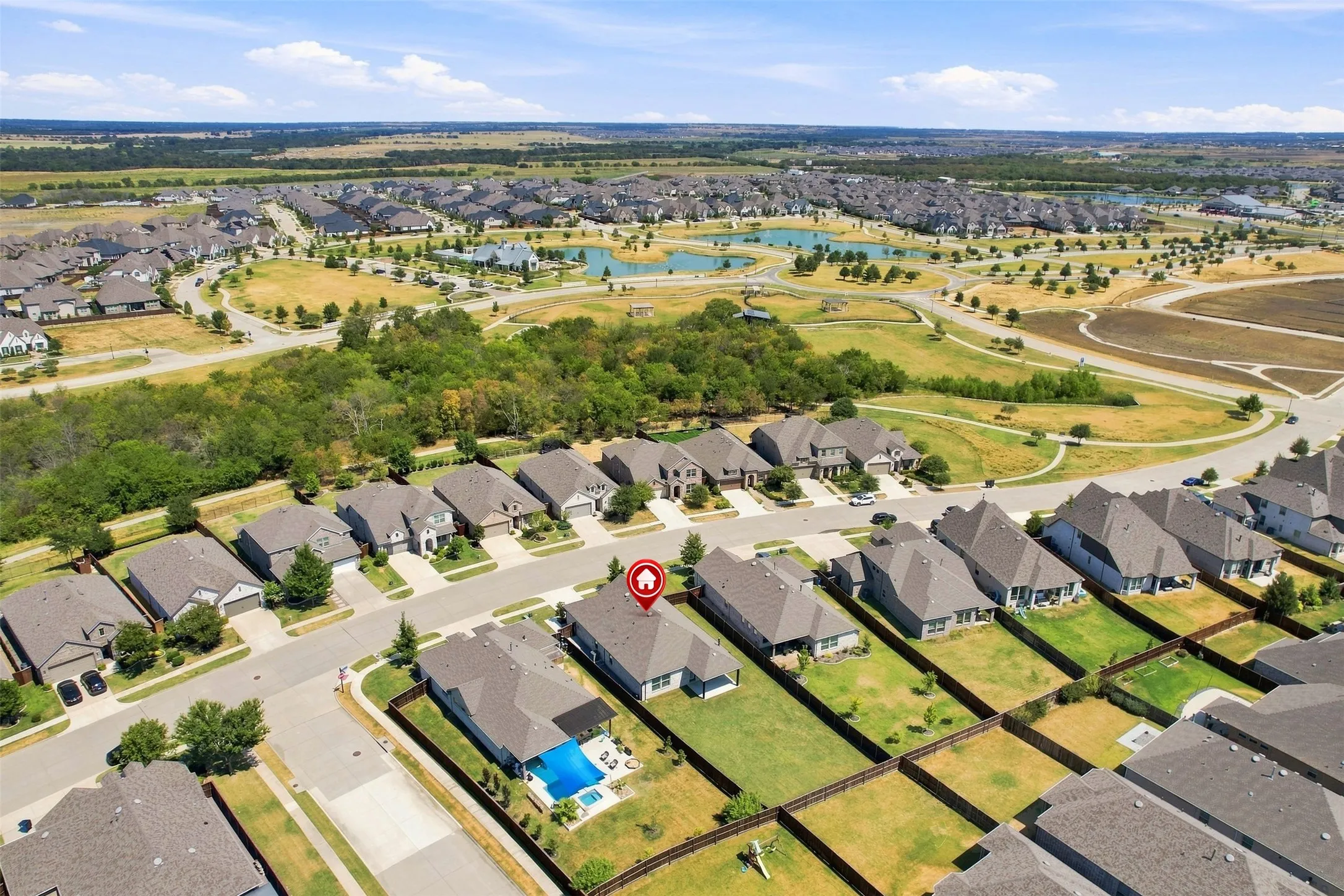 Single Family Residence For Sale in Denton County , 1612 Ranger Road, Aubrey, Texas 76227, 4 Bedroom, 3 Bathroom, 2 Garage spaces, 2,251 Sqft, built in 2019, mls#21362532, Real Estate Agent in Aubrey, Homes For Sale in Denton county, Homes For Sale in Aubrey, Realtor in Aubrey Texas, Real Estate Brokerage Independent Realty Texas, Luminita Cordes Realtor
