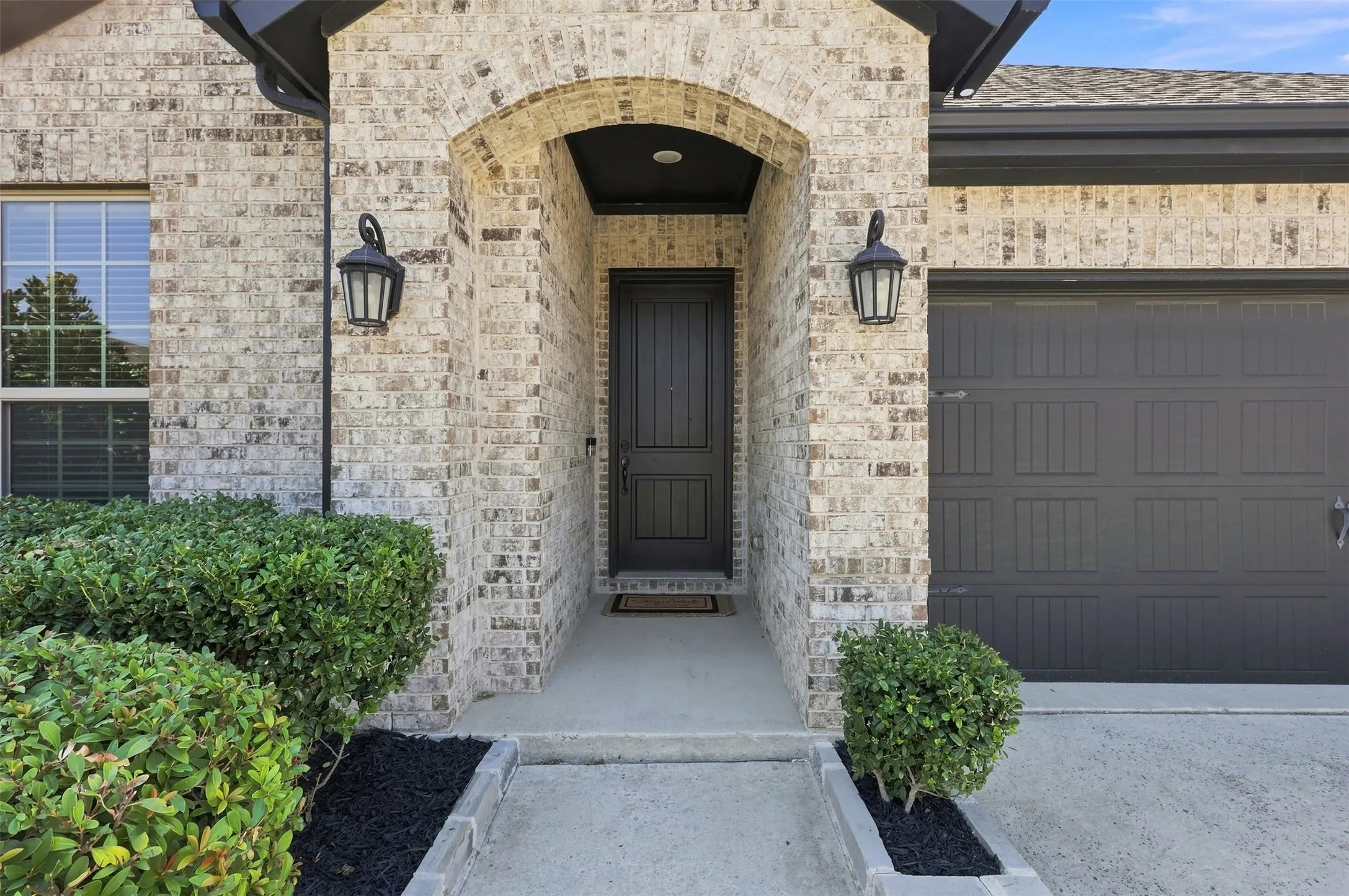 Single Family Residence For Sale in Denton County , 1612 Ranger Road, Aubrey, Texas 76227, 4 Bedroom, 3 Bathroom, 2 Garage spaces, 2,251 Sqft, built in 2019, mls#21362532, Real Estate Agent in Aubrey, Homes For Sale in Denton county, Homes For Sale in Aubrey, Realtor in Aubrey Texas, Real Estate Brokerage Independent Realty Texas, Luminita Cordes Realtor