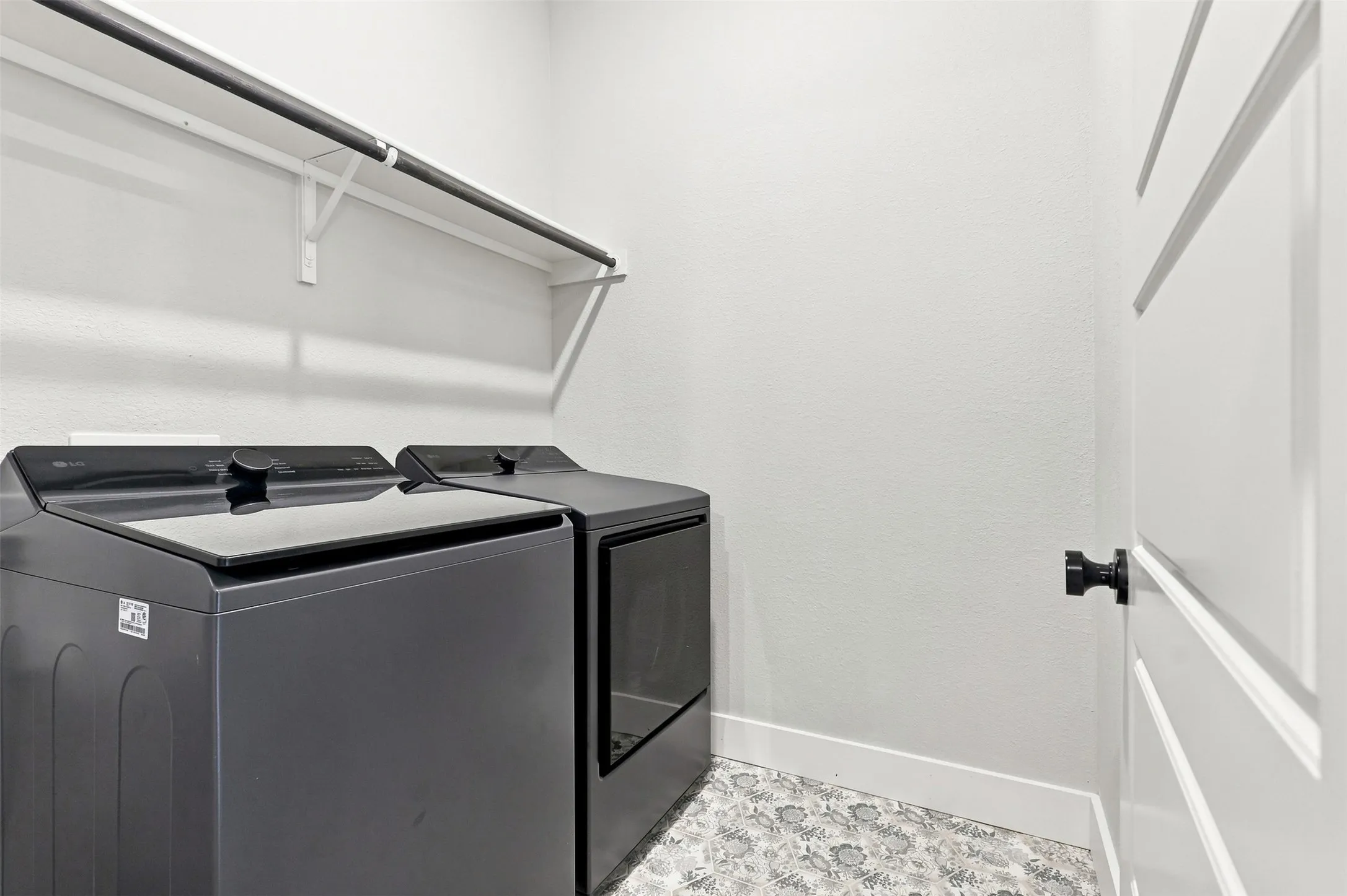 Single Family Residence For Sale in Denton County , 1612 Ranger Road, Aubrey, Texas 76227, 4 Bedroom, 3 Bathroom, 2 Garage spaces, 2,251 Sqft, built in 2019, mls#21362532, Real Estate Agent in Aubrey, Homes For Sale in Denton county, Homes For Sale in Aubrey, Realtor in Aubrey Texas, Real Estate Brokerage Independent Realty Texas, Luminita Cordes Realtor