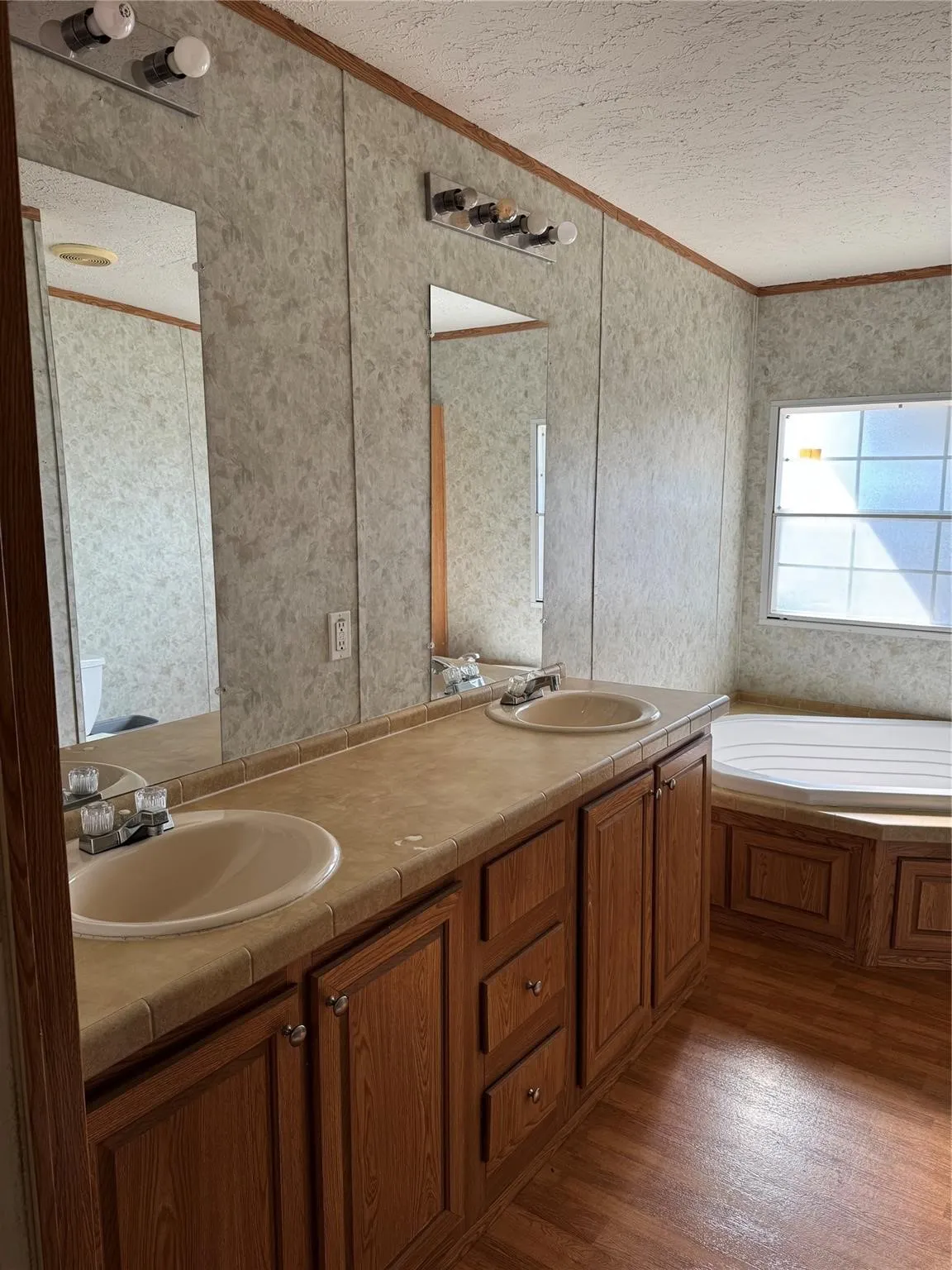 Improved Land For Sale in Hood County , 910 Star Drive, Granbury, Texas 76049, 0, 0, Garage spaces, 0 Sqft, built in 2005, mls#21363228, Real Estate Agent in Granbury, Homes For Sale in Hood county, Homes For Sale in Granbury, Realtor in Granbury Texas, Real Estate Brokerage Independent Realty Texas, Luminita Cordes Realtor