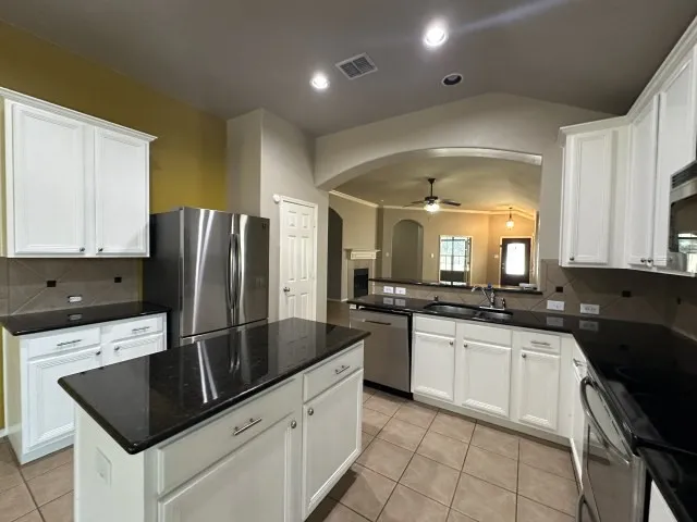 Single Family Residence For Sale in Kaufman County , 2020 Childress Drive, Forney, Texas 75126, 3 Bedroom, 2 Bathroom, 2 Garage spaces, 1,954 Sqft, built in 2007, mls#21366950, Real Estate Agent in Forney, Homes For Sale in Kaufman county, Homes For Sale in Forney, Realtor in Forney Texas, Real Estate Brokerage Independent Realty Texas, Luminita Cordes Realtor