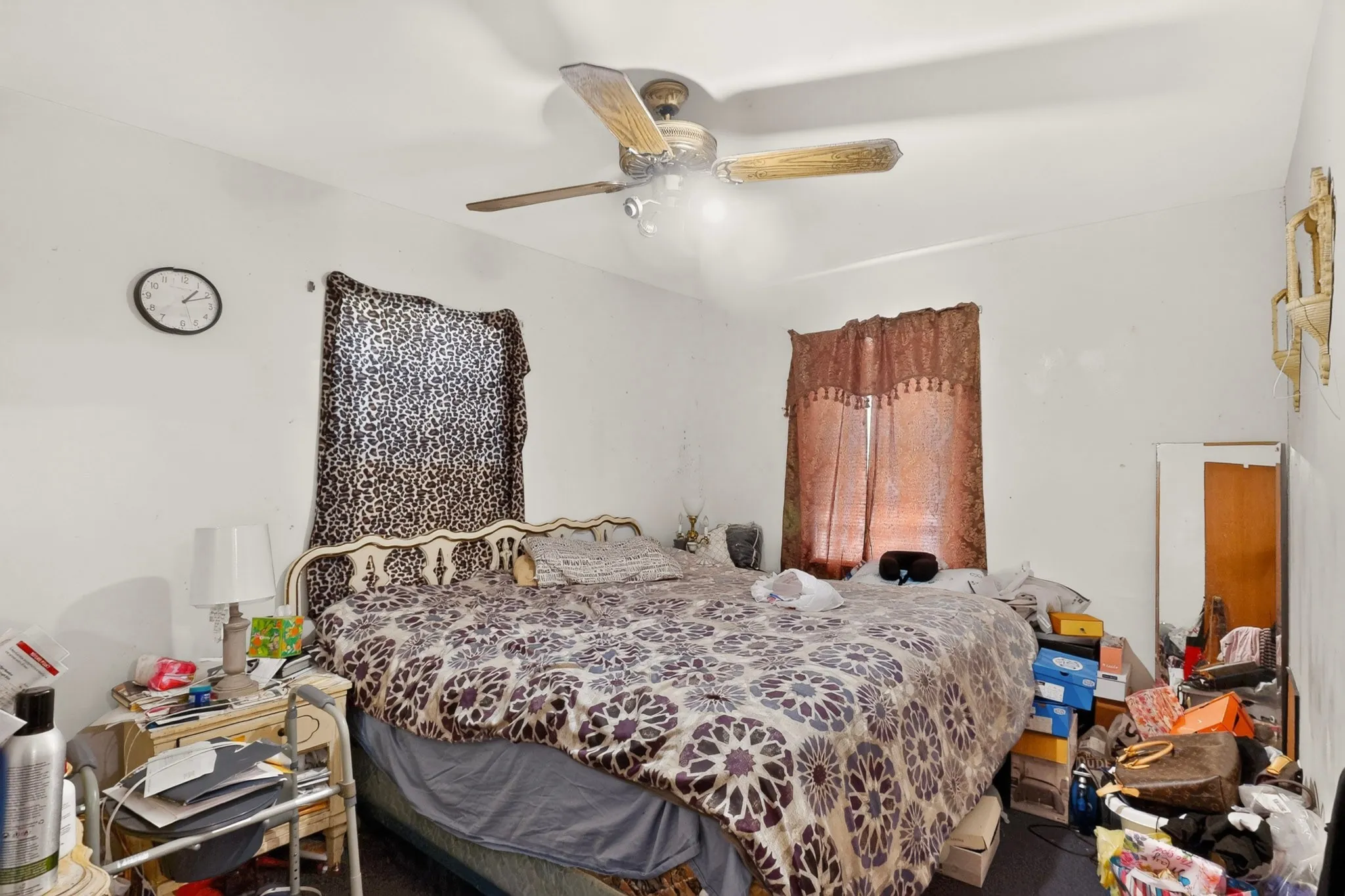 Single Family Residence For Sale in Ellis County , 2225 Mayfair Street, Ennis, Texas 75119, 3 Bedroom, 1 Bathroom, 1 Garage spaces, 908 Sqft, built in 1955, mls#21366433, Real Estate Agent in Ennis, Homes For Sale in Ellis county, Homes For Sale in Ennis, Realtor in Ennis Texas, Real Estate Brokerage Independent Realty Texas, Luminita Cordes Realtor