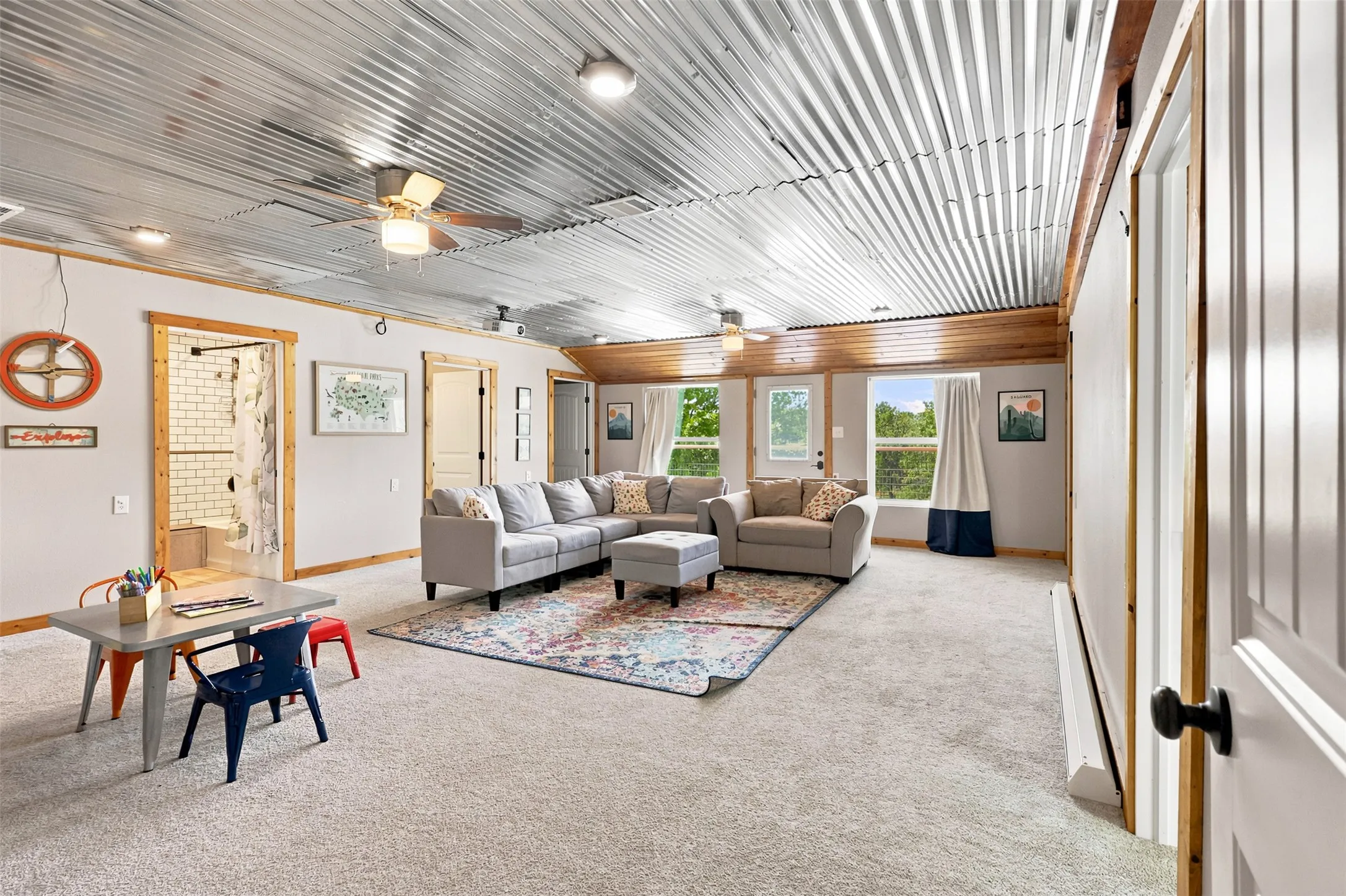 Single Family Residence For Sale in Wise County , 1724 County Road 4790, Boyd, Texas 76023, 6 Bedroom, 4 Bathroom, Garage spaces, 3,600 Sqft, built in 2017, mls#21362695, Real Estate Agent in Boyd, Homes For Sale in Wise county, Homes For Sale in Boyd, Realtor in Boyd Texas, Real Estate Brokerage Independent Realty Texas, Luminita Cordes Realtor