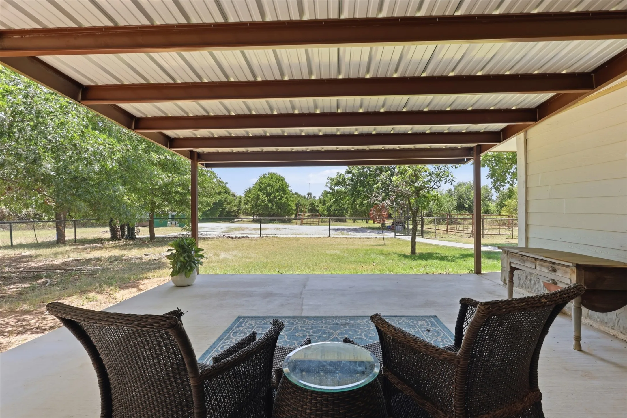 Single Family Residence For Sale in Wise County , 1724 County Road 4790, Boyd, Texas 76023, 6 Bedroom, 4 Bathroom, Garage spaces, 3,600 Sqft, built in 2017, mls#21362695, Real Estate Agent in Boyd, Homes For Sale in Wise county, Homes For Sale in Boyd, Realtor in Boyd Texas, Real Estate Brokerage Independent Realty Texas, Luminita Cordes Realtor
