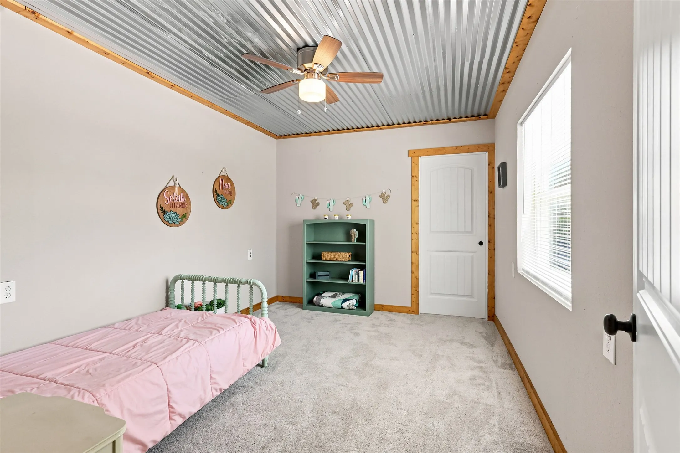 Single Family Residence For Sale in Wise County , 1724 County Road 4790, Boyd, Texas 76023, 6 Bedroom, 4 Bathroom, Garage spaces, 3,600 Sqft, built in 2017, mls#21362695, Real Estate Agent in Boyd, Homes For Sale in Wise county, Homes For Sale in Boyd, Realtor in Boyd Texas, Real Estate Brokerage Independent Realty Texas, Luminita Cordes Realtor