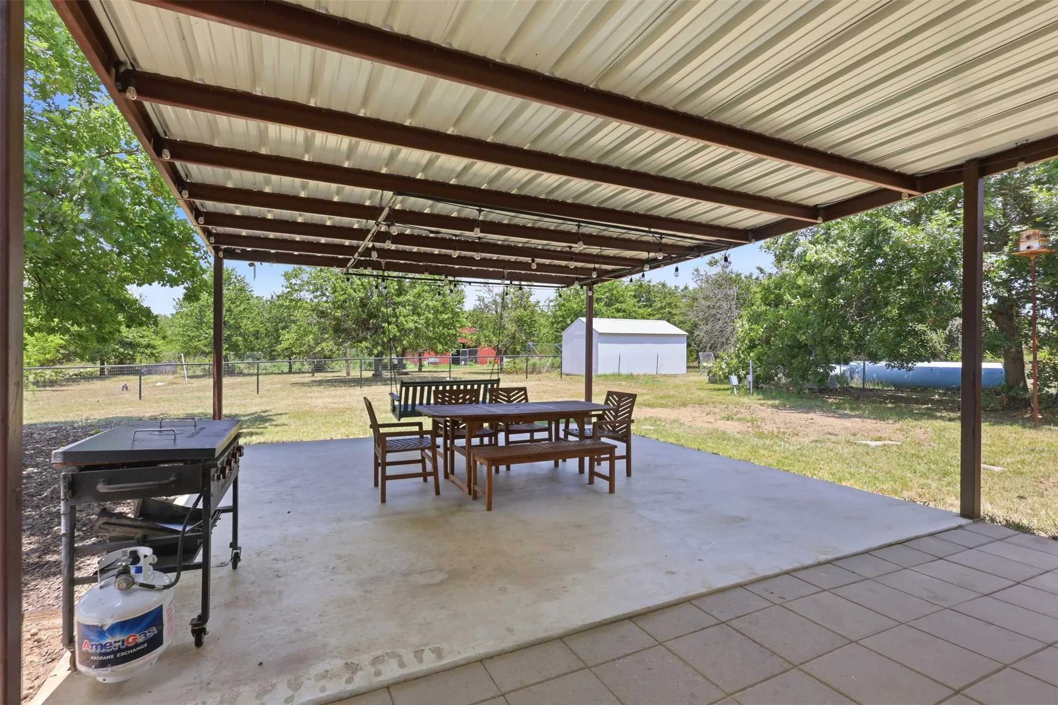 Single Family Residence For Sale in Wise County , 1724 County Road 4790, Boyd, Texas 76023, 6 Bedroom, 4 Bathroom, Garage spaces, 3,600 Sqft, built in 2017, mls#21362695, Real Estate Agent in Boyd, Homes For Sale in Wise county, Homes For Sale in Boyd, Realtor in Boyd Texas, Real Estate Brokerage Independent Realty Texas, Luminita Cordes Realtor
