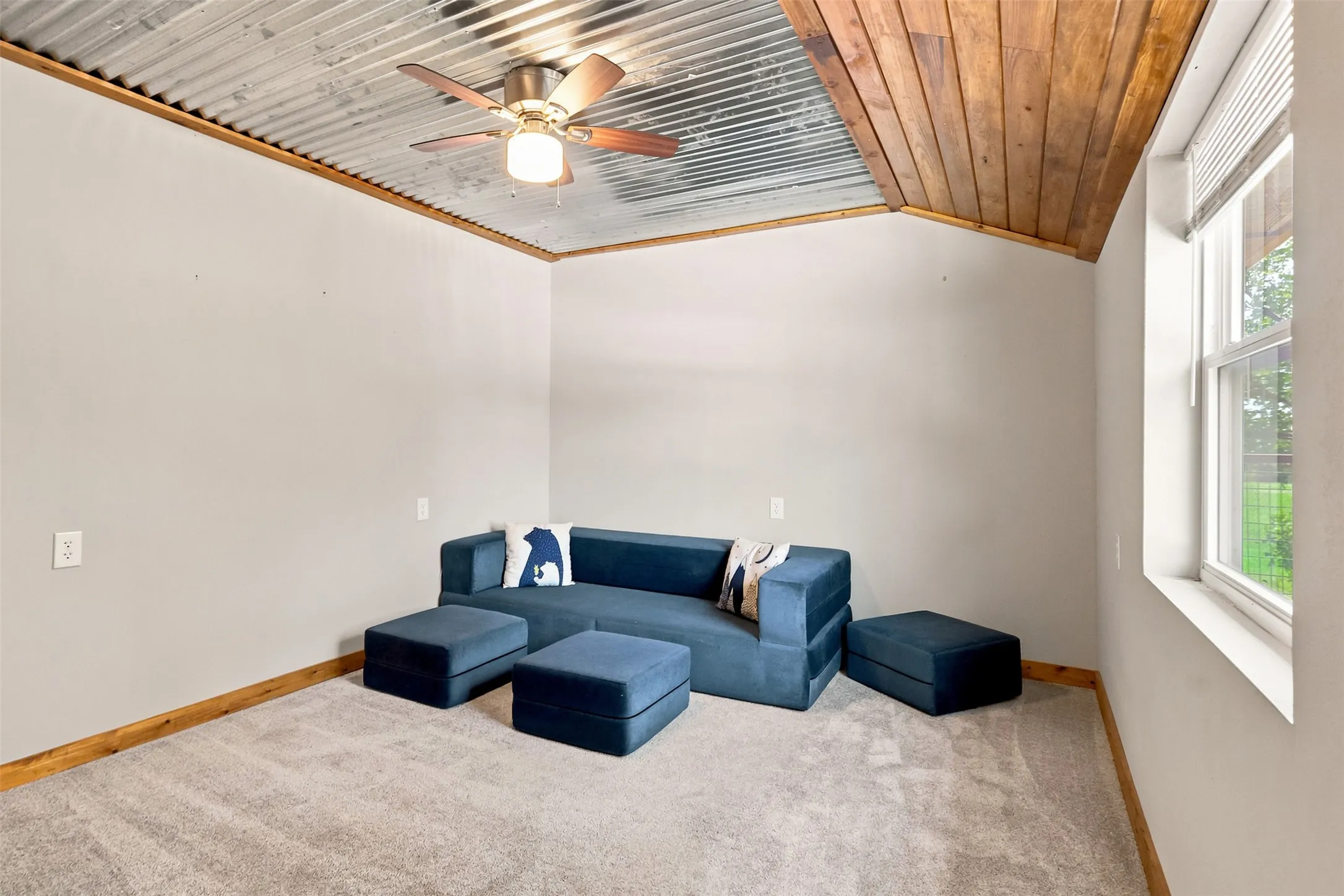 Single Family Residence For Sale in Wise County , 1724 County Road 4790, Boyd, Texas 76023, 6 Bedroom, 4 Bathroom, Garage spaces, 3,600 Sqft, built in 2017, mls#21362695, Real Estate Agent in Boyd, Homes For Sale in Wise county, Homes For Sale in Boyd, Realtor in Boyd Texas, Real Estate Brokerage Independent Realty Texas, Luminita Cordes Realtor