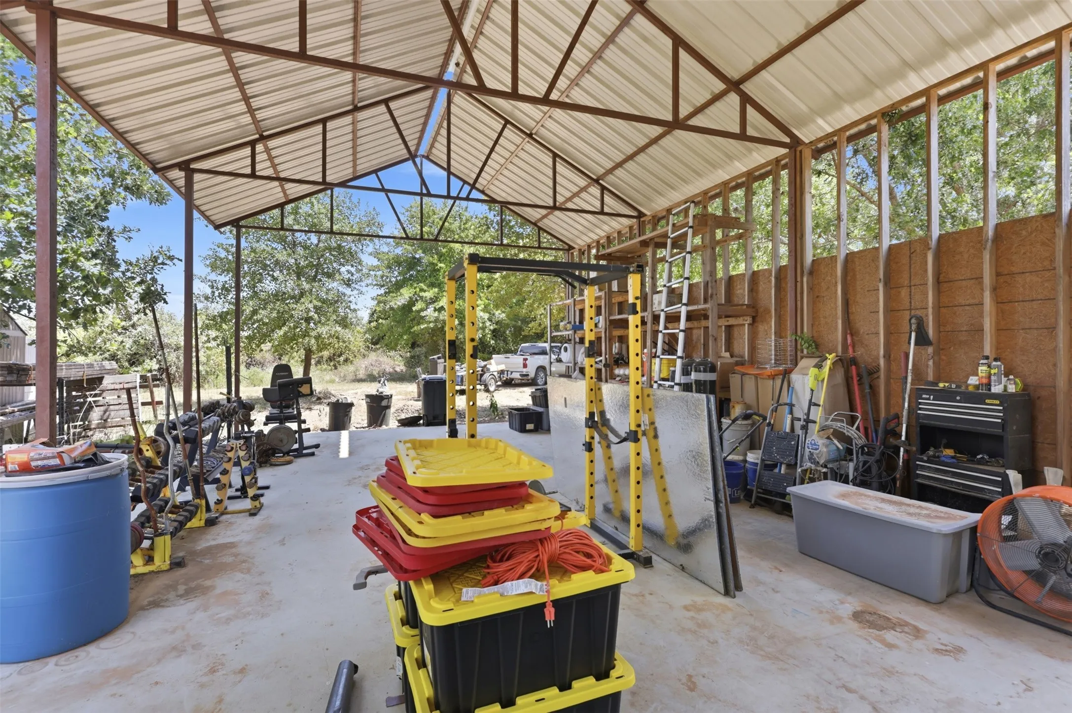 Single Family Residence For Sale in Wise County , 1724 County Road 4790, Boyd, Texas 76023, 6 Bedroom, 4 Bathroom, Garage spaces, 3,600 Sqft, built in 2017, mls#21362695, Real Estate Agent in Boyd, Homes For Sale in Wise county, Homes For Sale in Boyd, Realtor in Boyd Texas, Real Estate Brokerage Independent Realty Texas, Luminita Cordes Realtor