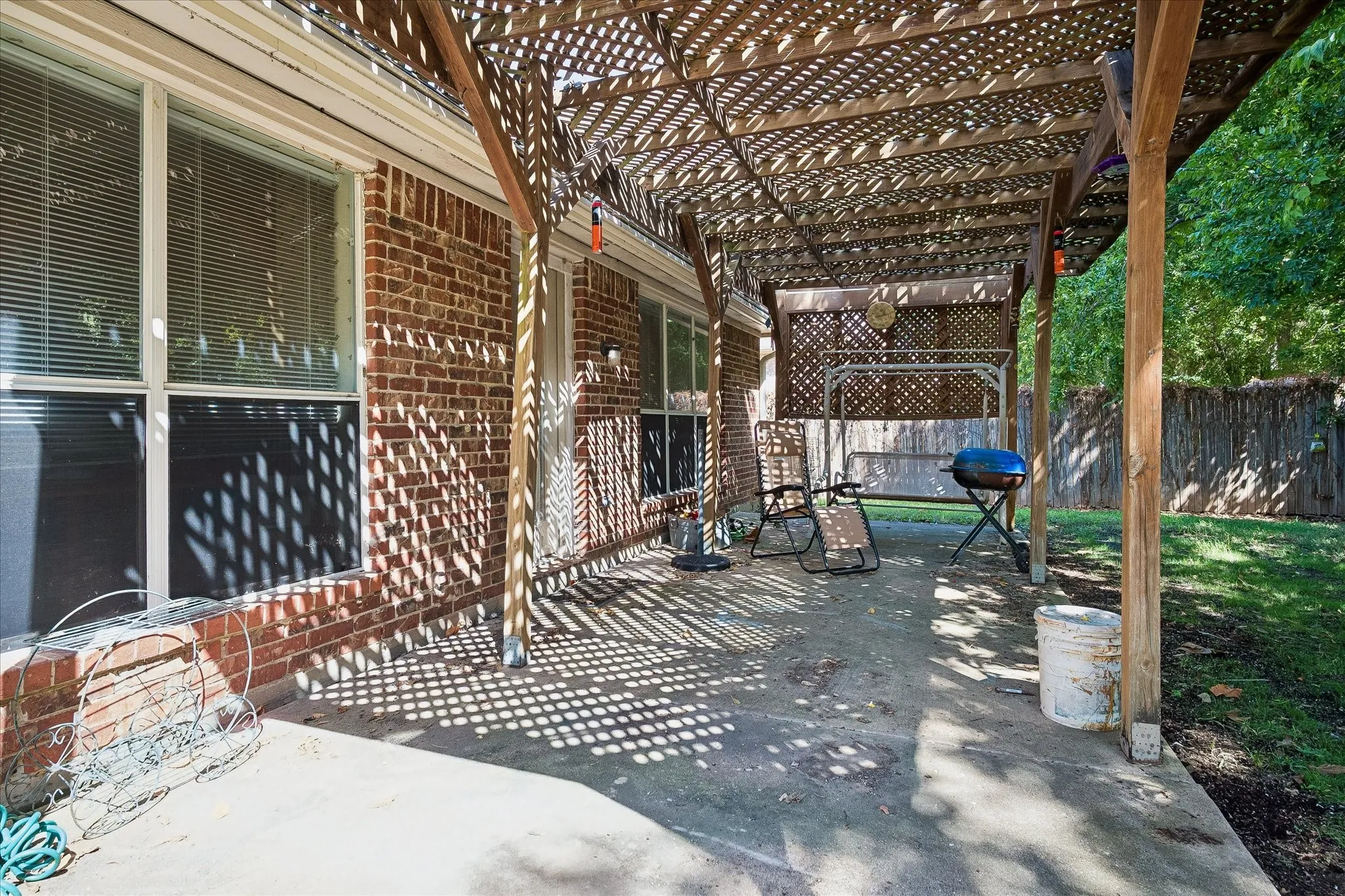 Single Family Residence For Sale in Dallas County , 3406 Harbor Pointe Drive, Rowlett, Texas 75088, 4 Bedroom, 2 Bathroom, 2 Garage spaces, 2,576 Sqft, built in 1998, mls#21366963, Real Estate Agent in Rowlett, Homes For Sale in Dallas county, Homes For Sale in Rowlett, Realtor in Rowlett Texas, Real Estate Brokerage Independent Realty Texas, Luminita Cordes Realtor
