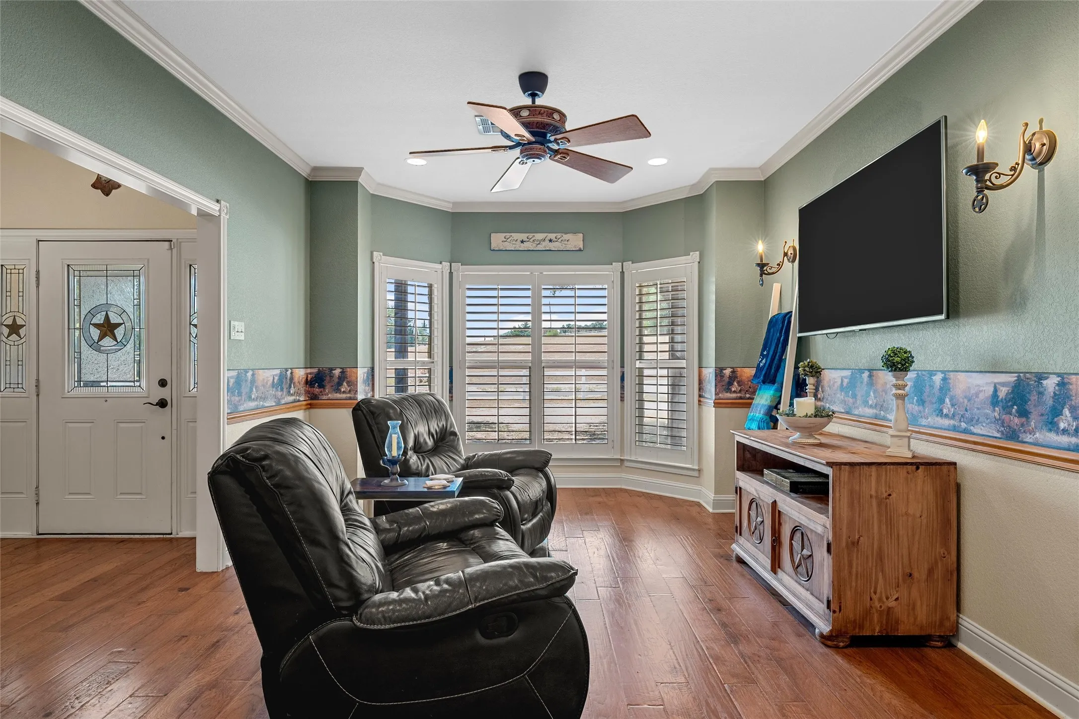 Single Family Residence For Sale in Mc Lennan County , 200 Johanne Point Road, Bruceville Eddy, Texas 76524, 5 Bedroom, 4 Bathroom, 2 Garage spaces, 3,137 Sqft, built in 2004, mls#21366966, Real Estate Agent in Bruceville Eddy, Homes For Sale in Mc Lennan county, Homes For Sale in Bruceville Eddy, Realtor in Bruceville Eddy Texas, Real Estate Brokerage Independent Realty Texas, Luminita Cordes Realtor