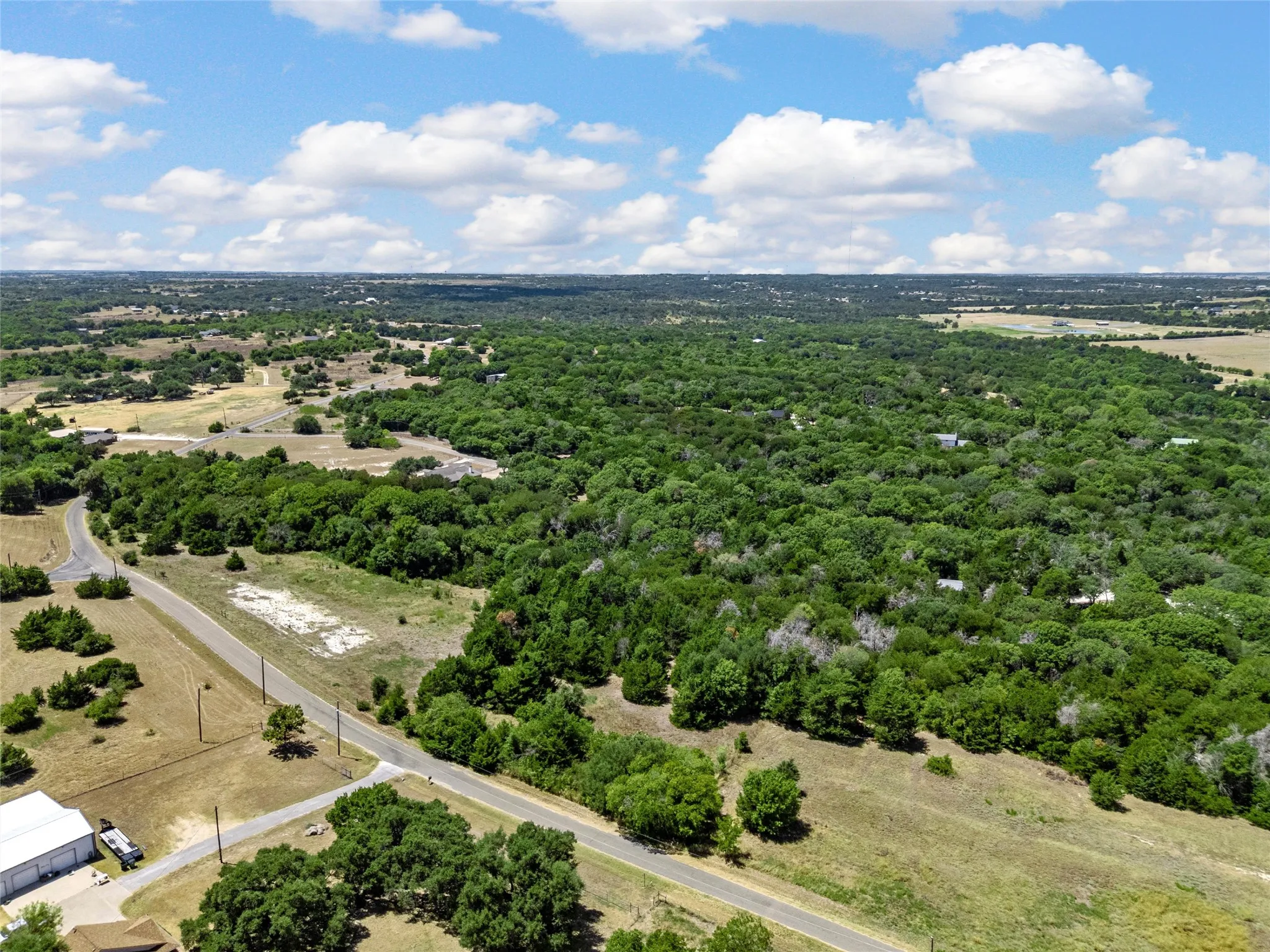 Single Family Residence For Sale in Mc Lennan County , 200 Johanne Point Road, Bruceville Eddy, Texas 76524, 5 Bedroom, 4 Bathroom, 2 Garage spaces, 3,137 Sqft, built in 2004, mls#21366966, Real Estate Agent in Bruceville Eddy, Homes For Sale in Mc Lennan county, Homes For Sale in Bruceville Eddy, Realtor in Bruceville Eddy Texas, Real Estate Brokerage Independent Realty Texas, Luminita Cordes Realtor