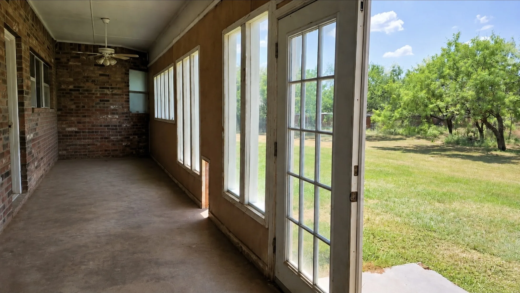 Single Family Residence For Sale in Taylor County , 1645 Colony Hill Road, Abilene, Texas 79602, 3 Bedroom, 3 Bathroom, 2 Garage spaces, 2,544 Sqft, built in 2004, mls#21360514, Real Estate Agent in Abilene, Homes For Sale in Taylor county, Homes For Sale in Abilene, Realtor in Abilene Texas, Real Estate Brokerage Independent Realty Texas, Luminita Cordes Realtor