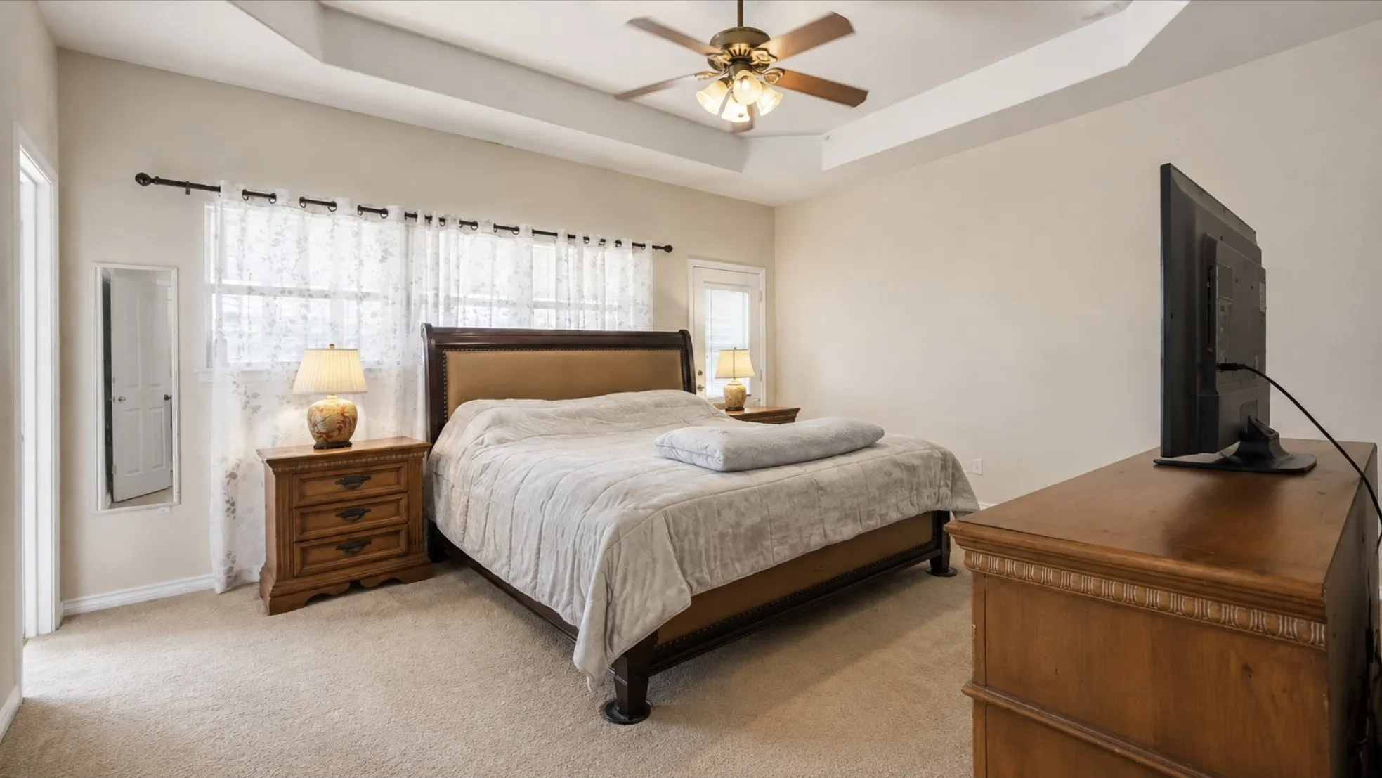 Single Family Residence For Sale in Taylor County , 1645 Colony Hill Road, Abilene, Texas 79602, 3 Bedroom, 3 Bathroom, 2 Garage spaces, 2,544 Sqft, built in 2004, mls#21360514, Real Estate Agent in Abilene, Homes For Sale in Taylor county, Homes For Sale in Abilene, Realtor in Abilene Texas, Real Estate Brokerage Independent Realty Texas, Luminita Cordes Realtor