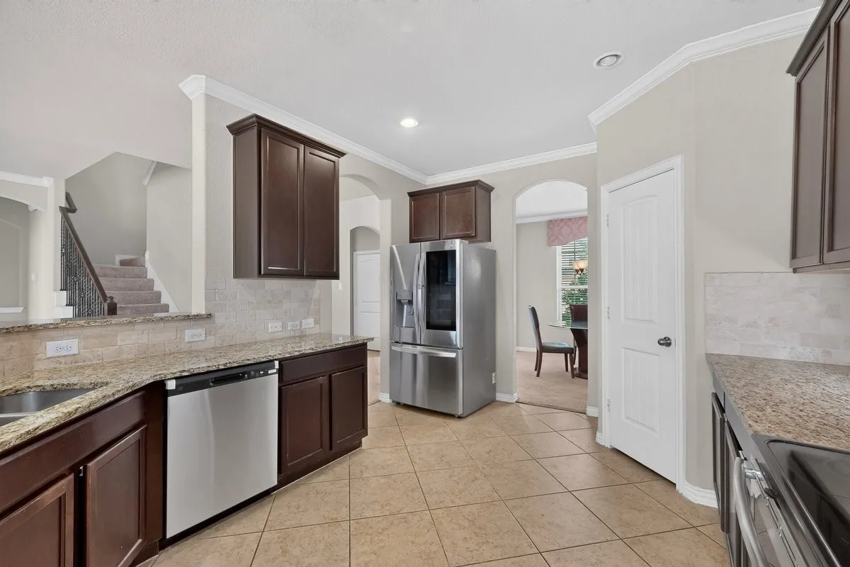 Single Family Residence For Rent in Denton County , 11621 Parade Drive, Frisco, Texas 75036, 4 Bedroom, 4 Bathroom, 2 Garage spaces, 2,704 Sqft, built in 2014, mls#21366996, Real Estate Agent in Frisco, Homes For Rent in Denton county, Homes For Rent in Frisco, Realtor in Frisco Texas, Real Estate Brokerage Independent Realty Texas, Luminita Cordes Realtor