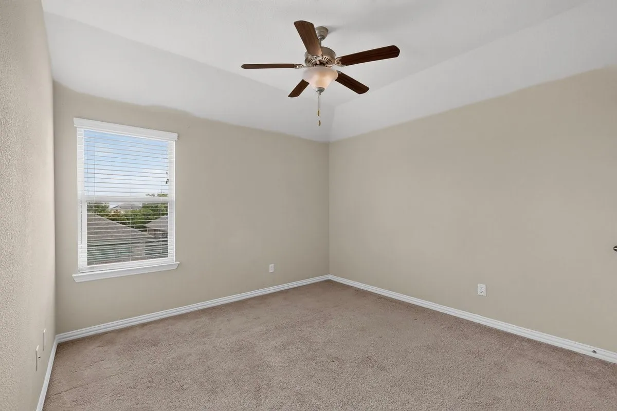 Single Family Residence For Rent in Denton County , 11621 Parade Drive, Frisco, Texas 75036, 4 Bedroom, 4 Bathroom, 2 Garage spaces, 2,704 Sqft, built in 2014, mls#21366996, Real Estate Agent in Frisco, Homes For Rent in Denton county, Homes For Rent in Frisco, Realtor in Frisco Texas, Real Estate Brokerage Independent Realty Texas, Luminita Cordes Realtor