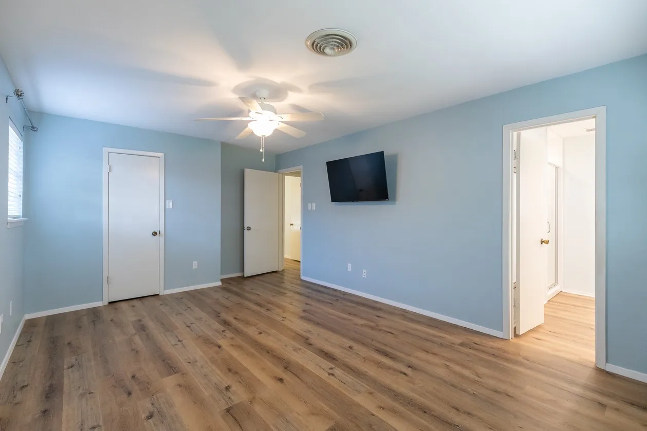 Single Family Residence For Sale in Taylor County , 4649 Carrie Ann Lane, Abilene, Texas 79606, 3 Bedroom, 2 Bathroom, 2 Garage spaces, 1,636 Sqft, built in 1977, mls#21366827, Real Estate Agent in Abilene, Homes For Sale in Taylor county, Homes For Sale in Abilene, Realtor in Abilene Texas, Real Estate Brokerage Independent Realty Texas, Luminita Cordes Realtor