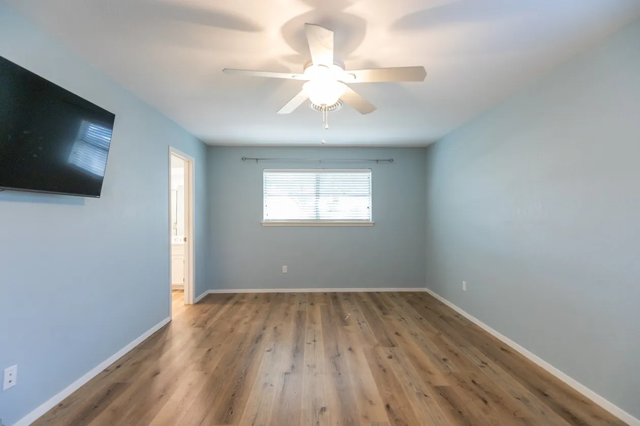 Single Family Residence For Sale in Taylor County , 4649 Carrie Ann Lane, Abilene, Texas 79606, 3 Bedroom, 2 Bathroom, 2 Garage spaces, 1,636 Sqft, built in 1977, mls#21366827, Real Estate Agent in Abilene, Homes For Sale in Taylor county, Homes For Sale in Abilene, Realtor in Abilene Texas, Real Estate Brokerage Independent Realty Texas, Luminita Cordes Realtor