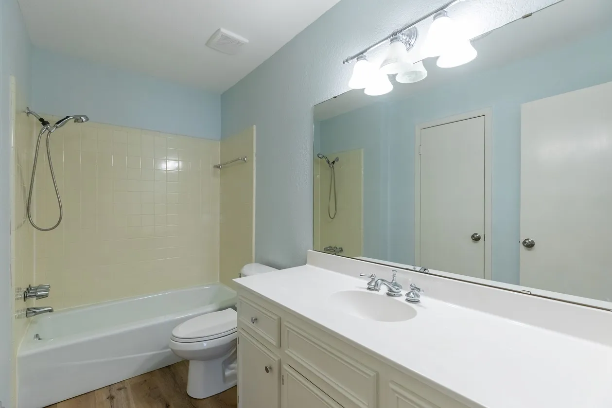 Single Family Residence For Sale in Taylor County , 4649 Carrie Ann Lane, Abilene, Texas 79606, 3 Bedroom, 2 Bathroom, 2 Garage spaces, 1,636 Sqft, built in 1977, mls#21366827, Real Estate Agent in Abilene, Homes For Sale in Taylor county, Homes For Sale in Abilene, Realtor in Abilene Texas, Real Estate Brokerage Independent Realty Texas, Luminita Cordes Realtor