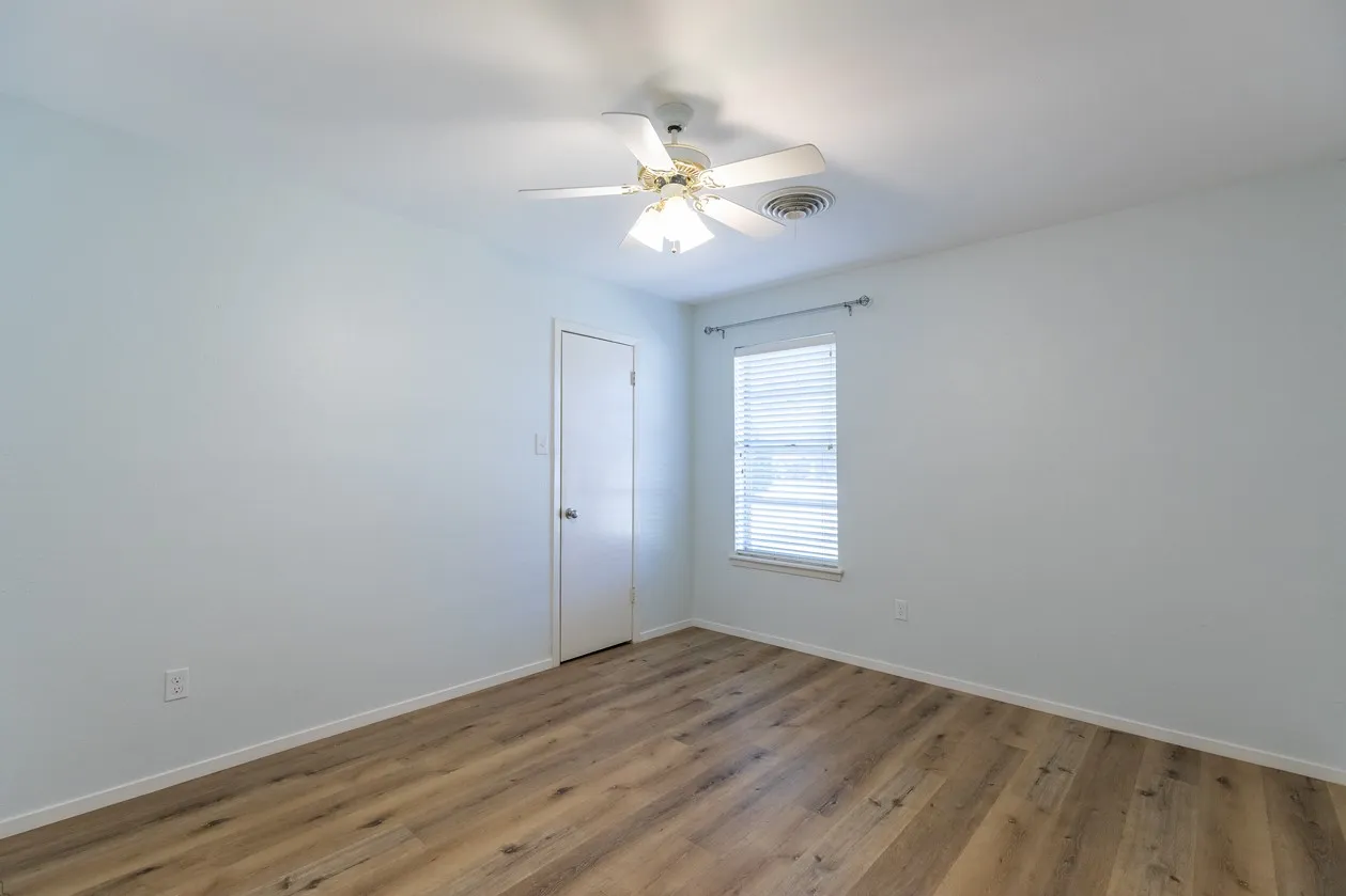 Single Family Residence For Sale in Taylor County , 4649 Carrie Ann Lane, Abilene, Texas 79606, 3 Bedroom, 2 Bathroom, 2 Garage spaces, 1,636 Sqft, built in 1977, mls#21366827, Real Estate Agent in Abilene, Homes For Sale in Taylor county, Homes For Sale in Abilene, Realtor in Abilene Texas, Real Estate Brokerage Independent Realty Texas, Luminita Cordes Realtor