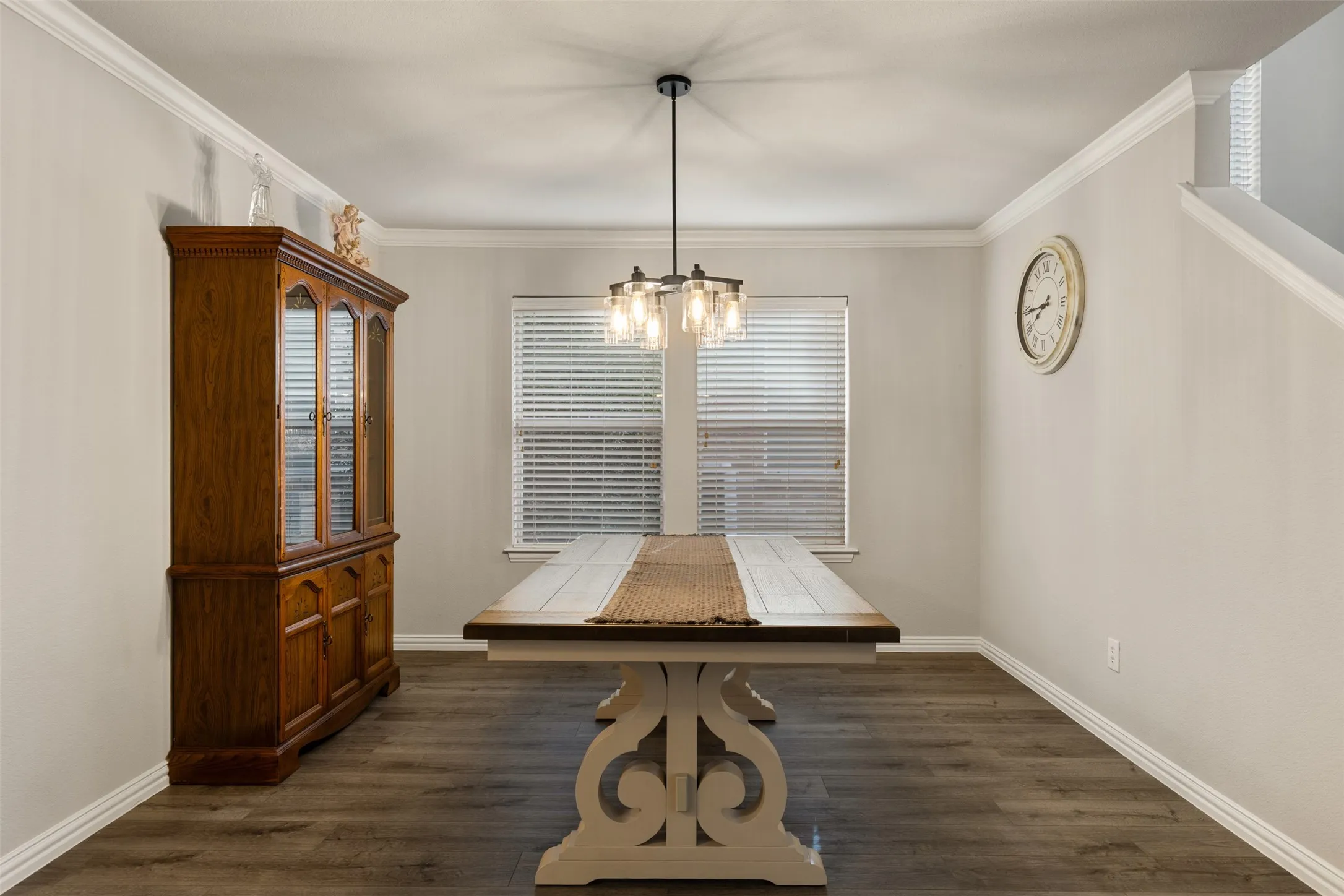 Formal dinging room