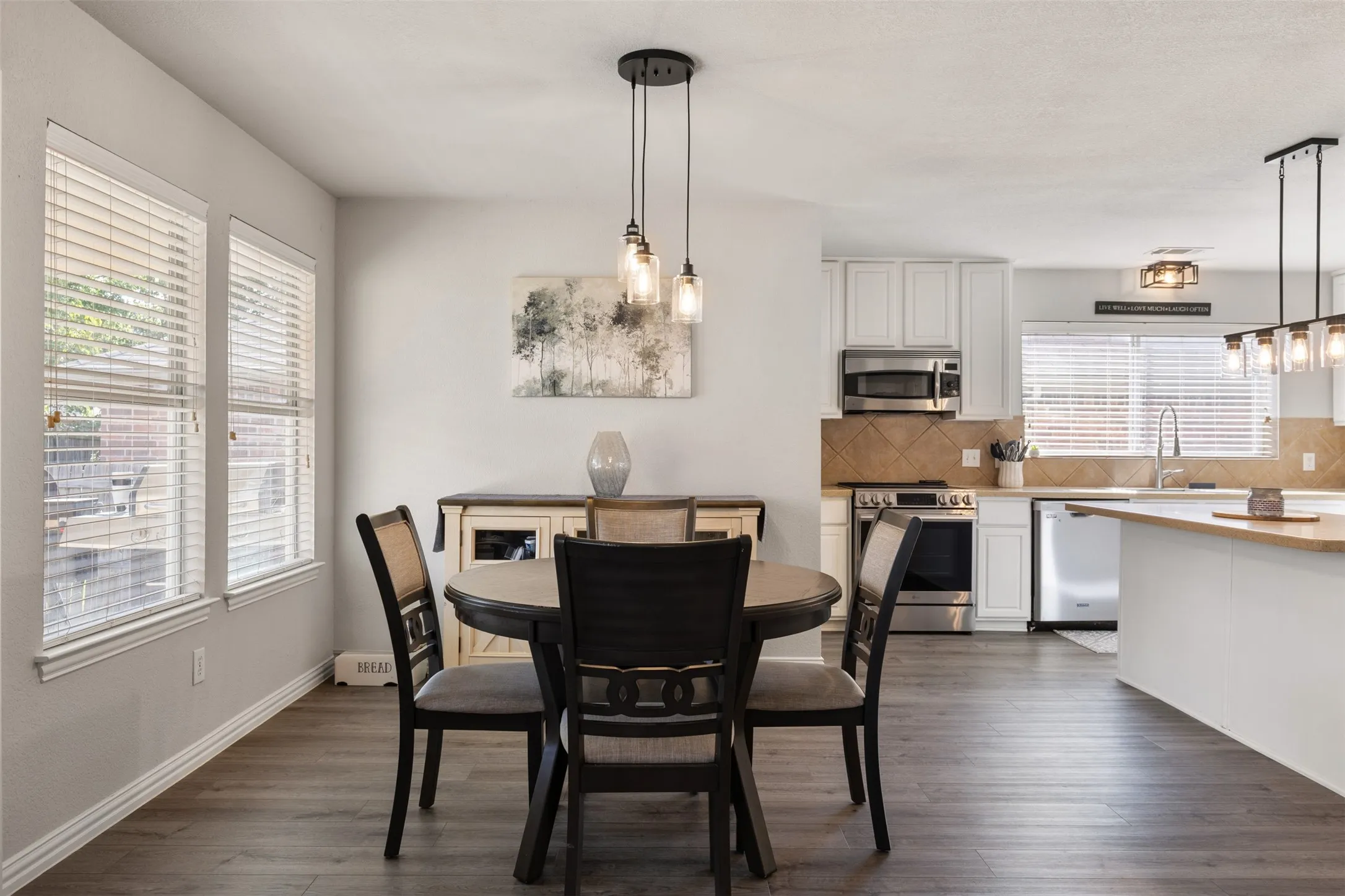 Breakfast nook