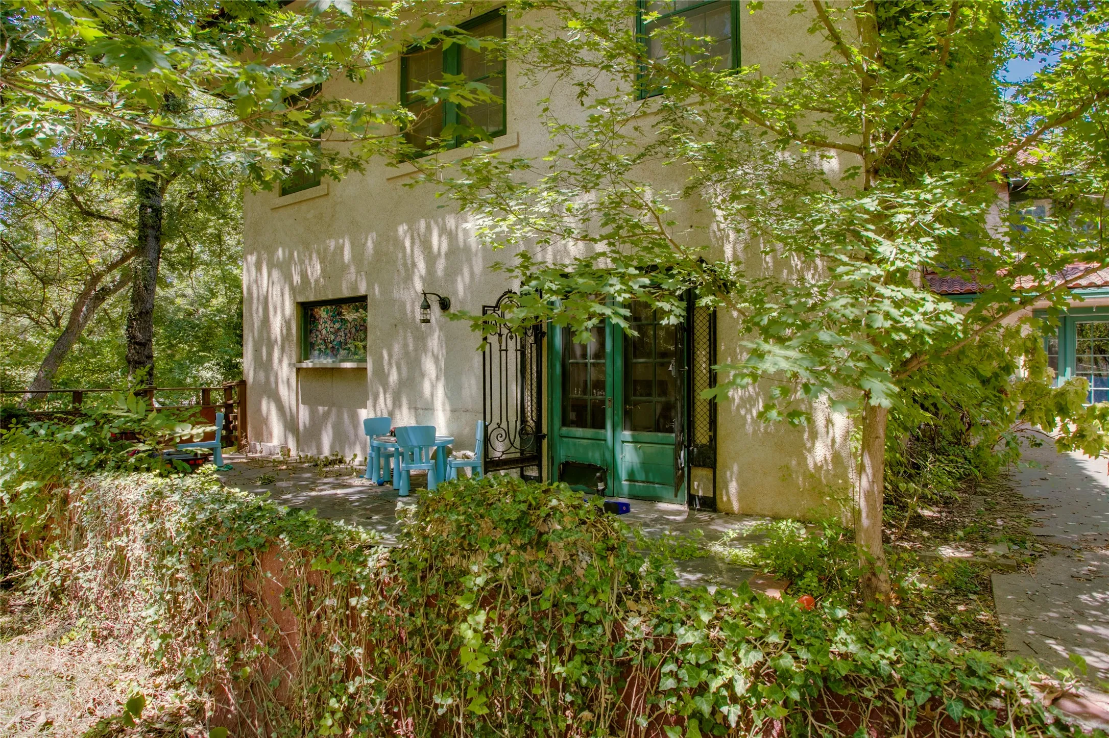Single Family Residence For Sale in Dallas County , 514 S Ravinia Drive, Dallas, Texas 75211, 3 Bedroom, 3 Bathroom, Garage spaces, 3,674 Sqft, built in 1924, mls#21366529, Real Estate Agent in Dallas, Homes For Sale in Dallas county, Homes For Sale in Dallas, Realtor in Dallas Texas, Real Estate Brokerage Independent Realty Texas, Luminita Cordes Realtor