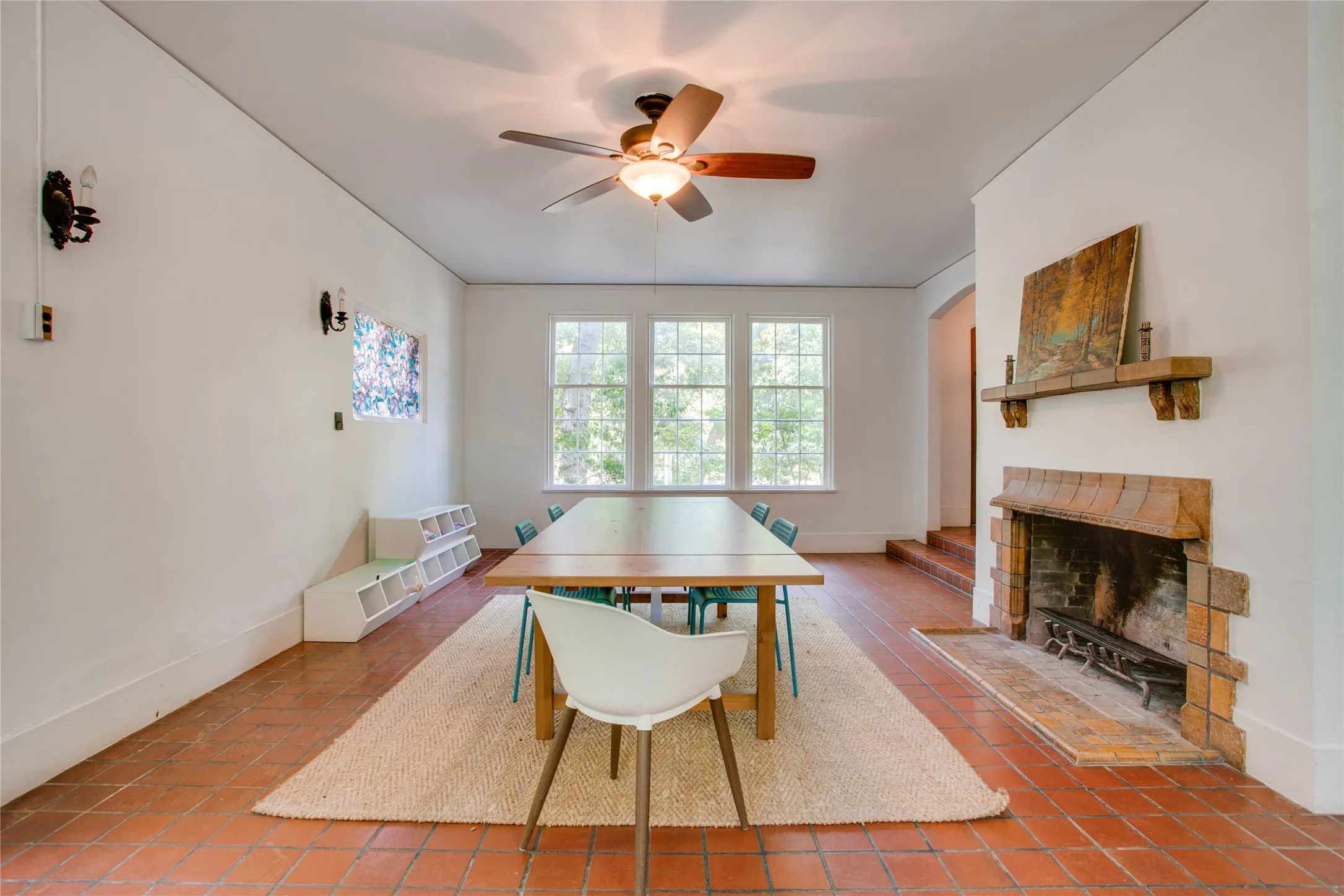 Single Family Residence For Sale in Dallas County , 514 S Ravinia Drive, Dallas, Texas 75211, 3 Bedroom, 3 Bathroom, Garage spaces, 3,674 Sqft, built in 1924, mls#21366529, Real Estate Agent in Dallas, Homes For Sale in Dallas county, Homes For Sale in Dallas, Realtor in Dallas Texas, Real Estate Brokerage Independent Realty Texas, Luminita Cordes Realtor