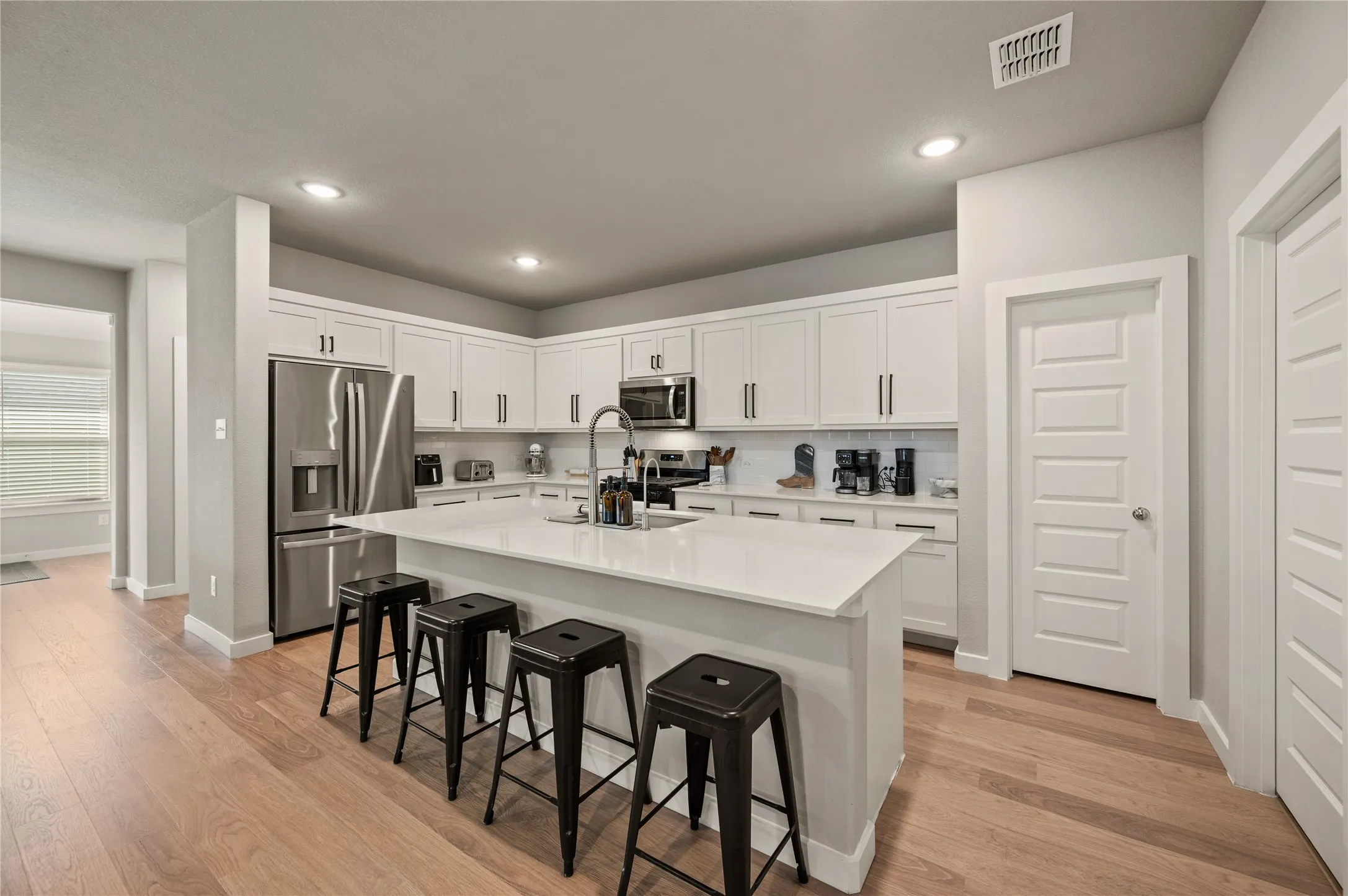 Single Family Residence For Sale in Denton County , 14733 Desert Door Drive, Fort Worth, Texas 76052, 4 Bedroom, 3 Bathroom, 2 Garage spaces, 2,168 Sqft, built in 2024, mls#21364653, Real Estate Agent in Fort Worth, Homes For Sale in Denton county, Homes For Sale in Fort Worth, Realtor in Fort Worth Texas, Real Estate Brokerage Independent Realty Texas, Luminita Cordes Realtor