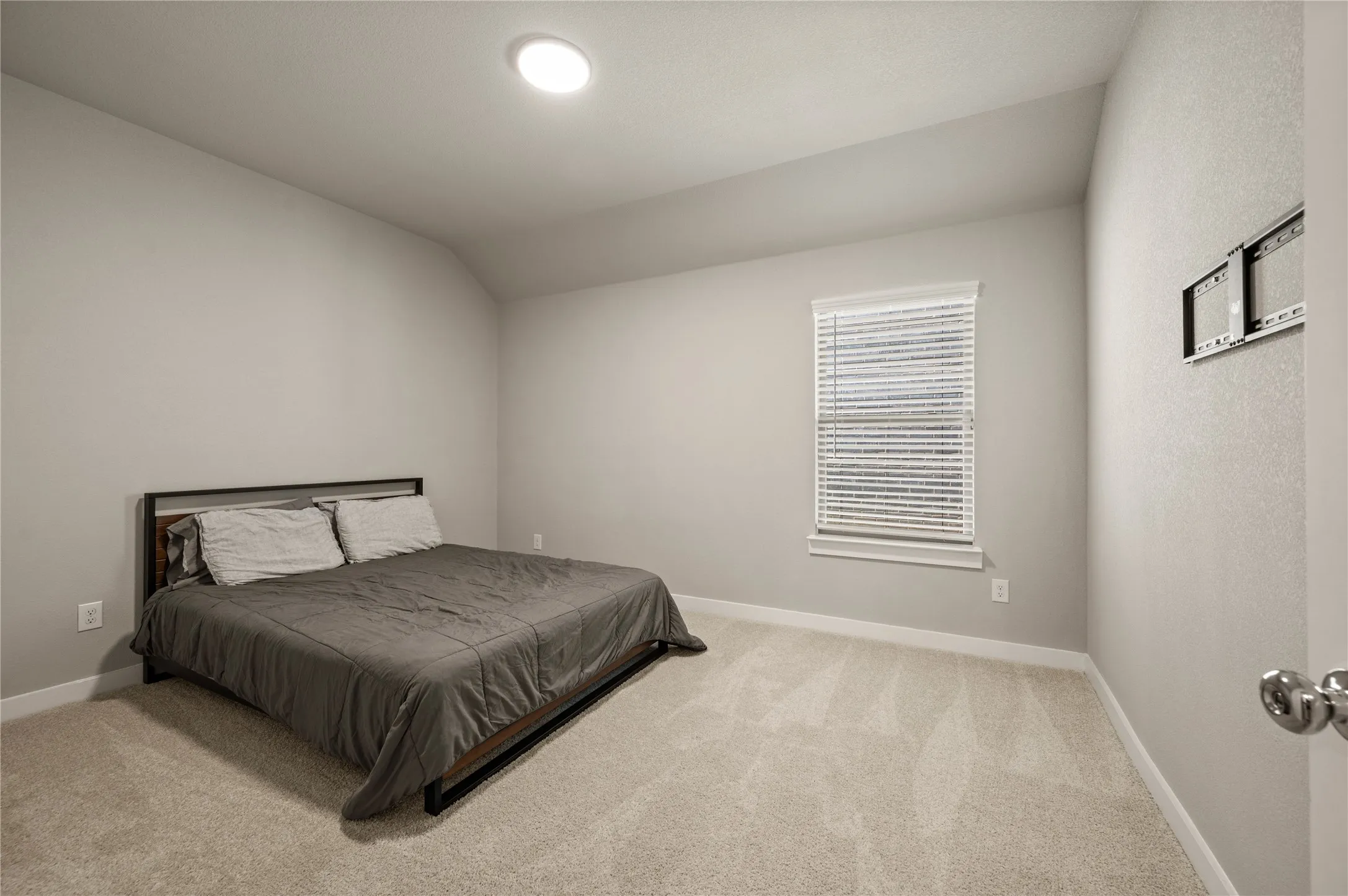 Single Family Residence For Sale in Denton County , 14733 Desert Door Drive, Fort Worth, Texas 76052, 4 Bedroom, 3 Bathroom, 2 Garage spaces, 2,168 Sqft, built in 2024, mls#21364653, Real Estate Agent in Fort Worth, Homes For Sale in Denton county, Homes For Sale in Fort Worth, Realtor in Fort Worth Texas, Real Estate Brokerage Independent Realty Texas, Luminita Cordes Realtor