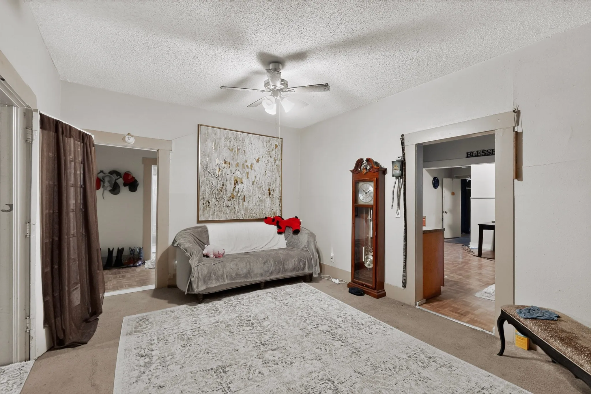 Single Family Residence For Sale in Navarro County , 711 Mlk Boulevard, Corsicana, Texas 75110, 3 Bedroom, 1 Bathroom, Garage spaces, 1,928 Sqft, built in 1950, mls#21366991, Real Estate Agent in Corsicana, Homes For Sale in Navarro county, Homes For Sale in Corsicana, Realtor in Corsicana Texas, Real Estate Brokerage Independent Realty Texas, Luminita Cordes Realtor