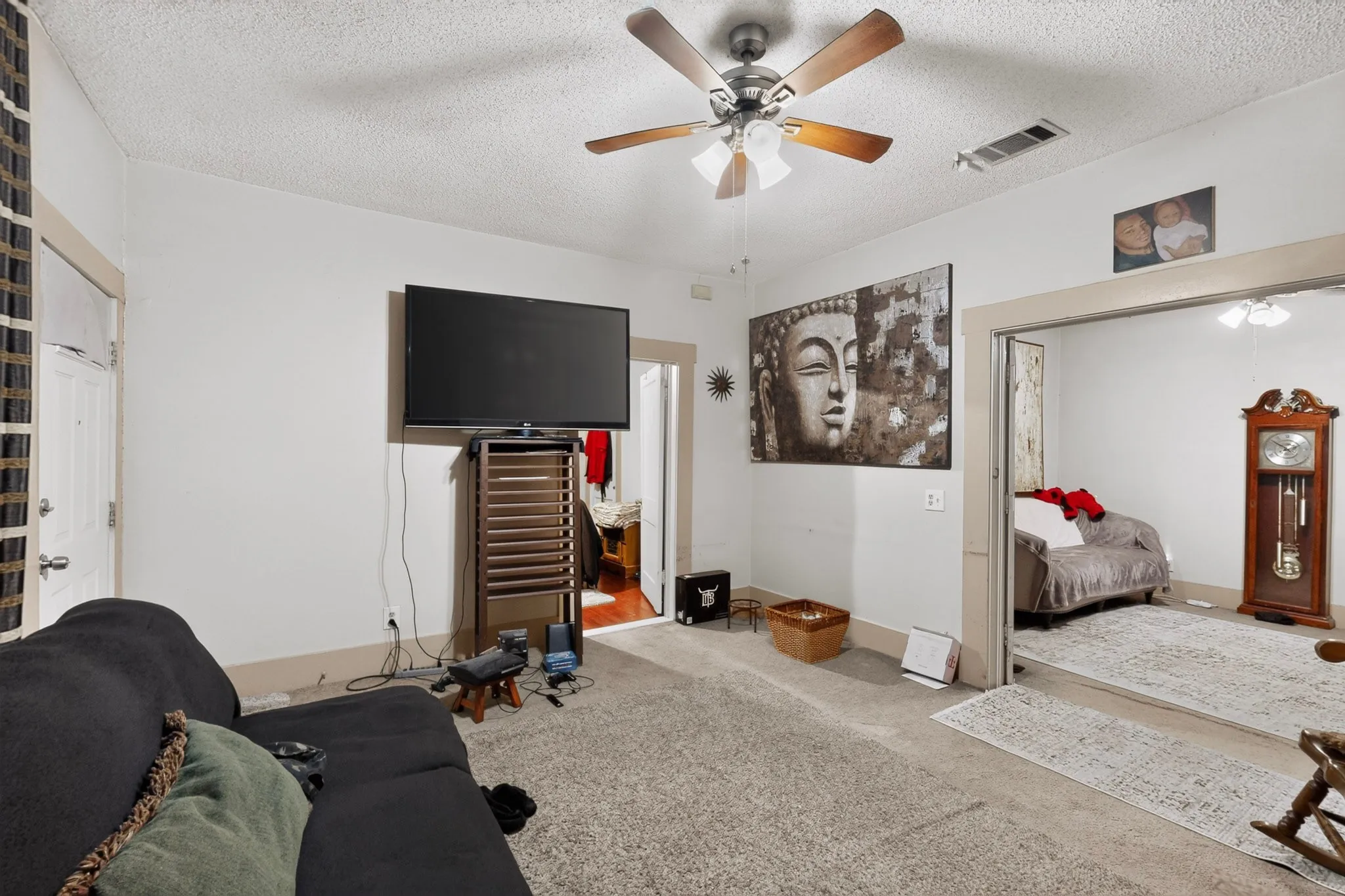 Single Family Residence For Sale in Navarro County , 711 Mlk Boulevard, Corsicana, Texas 75110, 3 Bedroom, 1 Bathroom, Garage spaces, 1,928 Sqft, built in 1950, mls#21366991, Real Estate Agent in Corsicana, Homes For Sale in Navarro county, Homes For Sale in Corsicana, Realtor in Corsicana Texas, Real Estate Brokerage Independent Realty Texas, Luminita Cordes Realtor