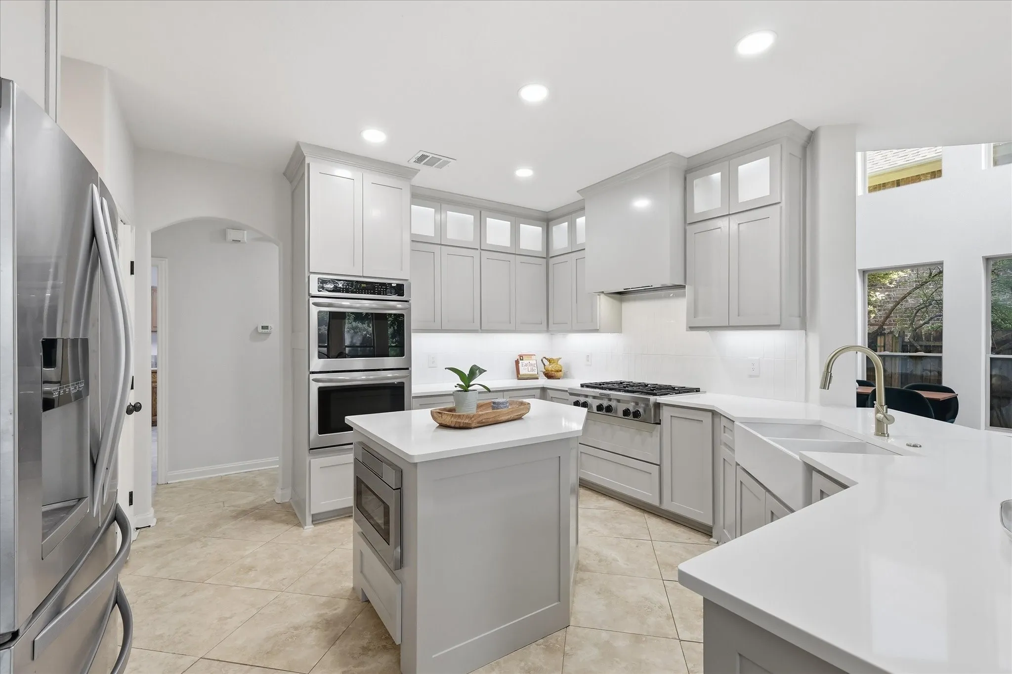 Single Family Residence For Sale in Tarrant County , 7908 Country Meadow Drive, North Richland Hills, Texas 76182, 4 Bedroom, 4 Bathroom, 3 Garage spaces, 3,257 Sqft, built in 2005, mls#21366081, Real Estate Agent in North Richland Hills, Homes For Sale in Tarrant county, Homes For Sale in North Richland Hills, Realtor in North Richland Hills Texas, Real Estate Brokerage Independent Realty Texas, Luminita Cordes Realtor