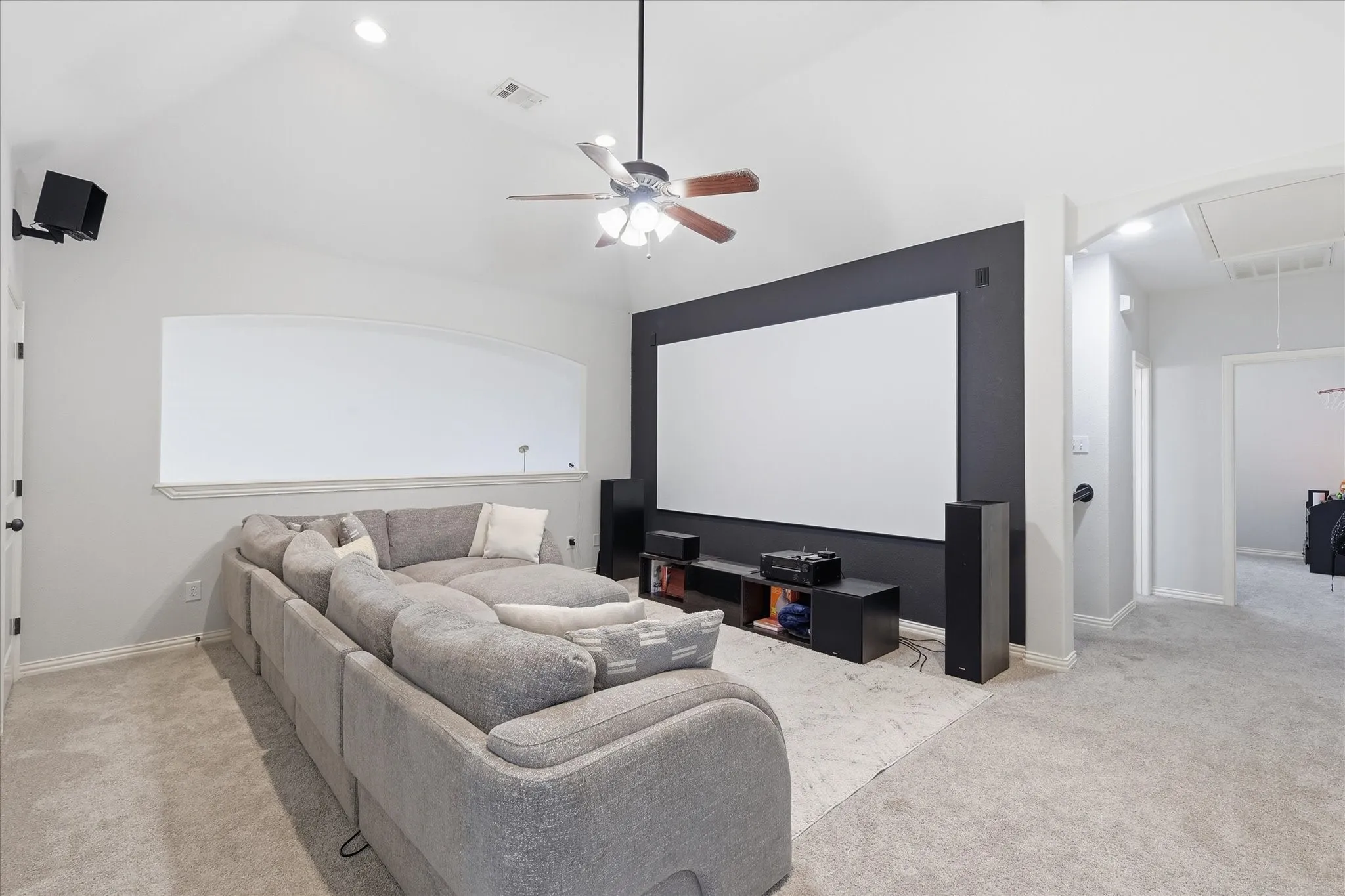 Single Family Residence For Sale in Tarrant County , 7908 Country Meadow Drive, North Richland Hills, Texas 76182, 4 Bedroom, 4 Bathroom, 3 Garage spaces, 3,257 Sqft, built in 2005, mls#21366081, Real Estate Agent in North Richland Hills, Homes For Sale in Tarrant county, Homes For Sale in North Richland Hills, Realtor in North Richland Hills Texas, Real Estate Brokerage Independent Realty Texas, Luminita Cordes Realtor