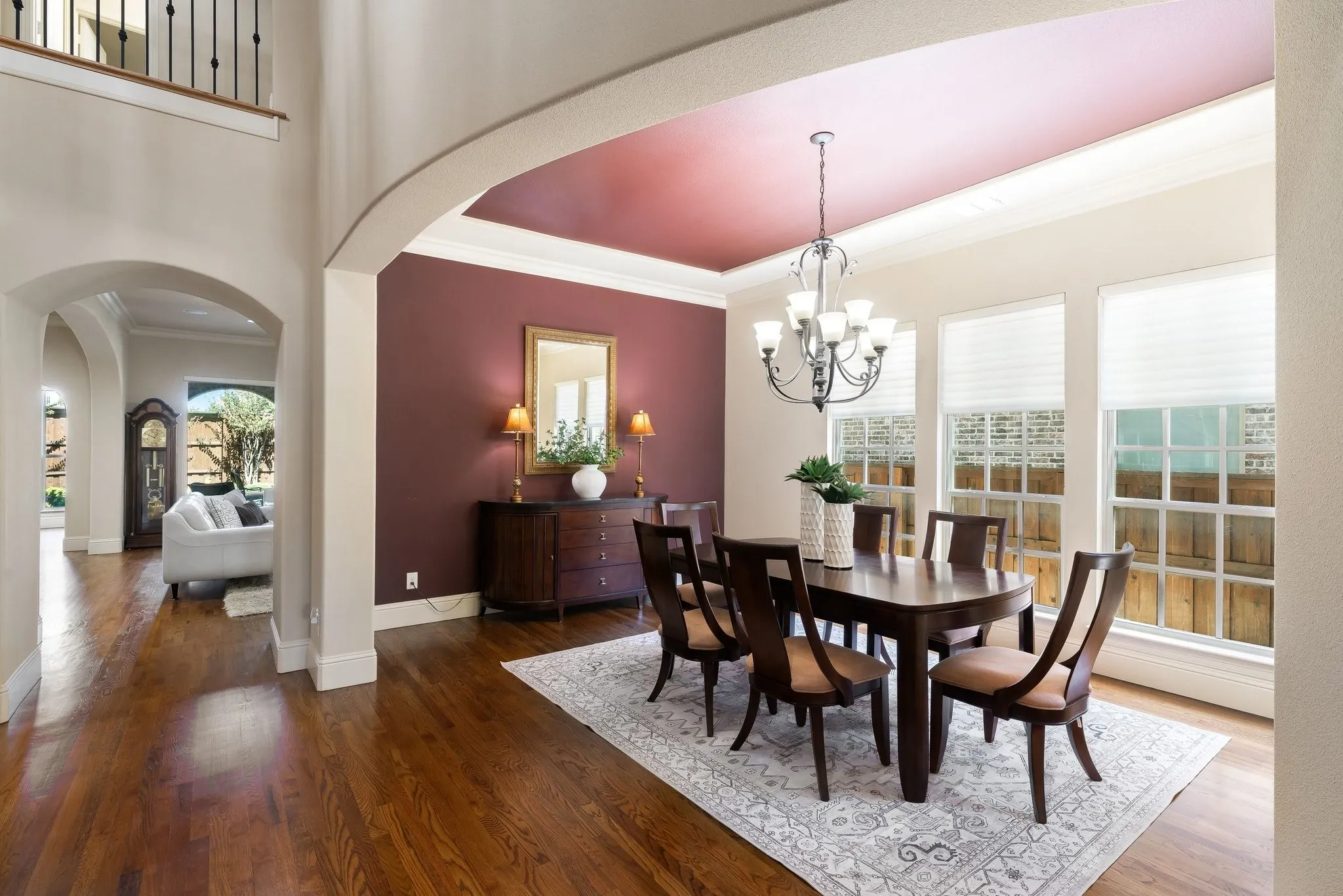 Single Family Residence For Sale in Dallas County , 5816 Shoreside Drive, Irving, Texas 75039, 5 Bedroom, 5 Bathroom, 2 Garage spaces, 4,225 Sqft, built in 2010, mls#21361324, Real Estate Agent in Irving, Homes For Sale in Dallas county, Homes For Sale in Irving, Realtor in Irving Texas, Real Estate Brokerage Independent Realty Texas, Luminita Cordes Realtor