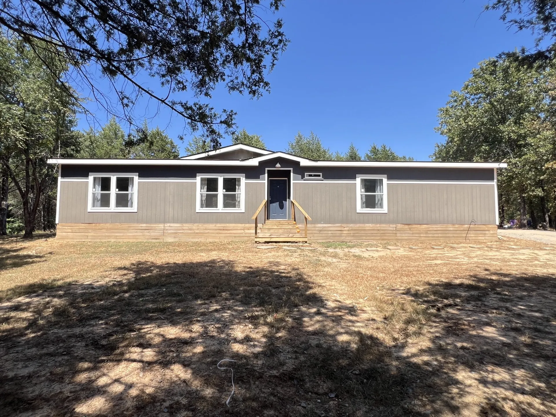 Mobile Home For Sale in Fannin County , 2496 County Road 2010, Ravenna, Texas 75476, 4 Bedroom, 2 Bathroom, Garage spaces, 2,040 Sqft, built in 2022, mls#21367003, Real Estate Agent in Ravenna, Homes For Sale in Fannin county, Homes For Sale in Ravenna, Realtor in Ravenna Texas, Real Estate Brokerage Independent Realty Texas, Luminita Cordes Realtor