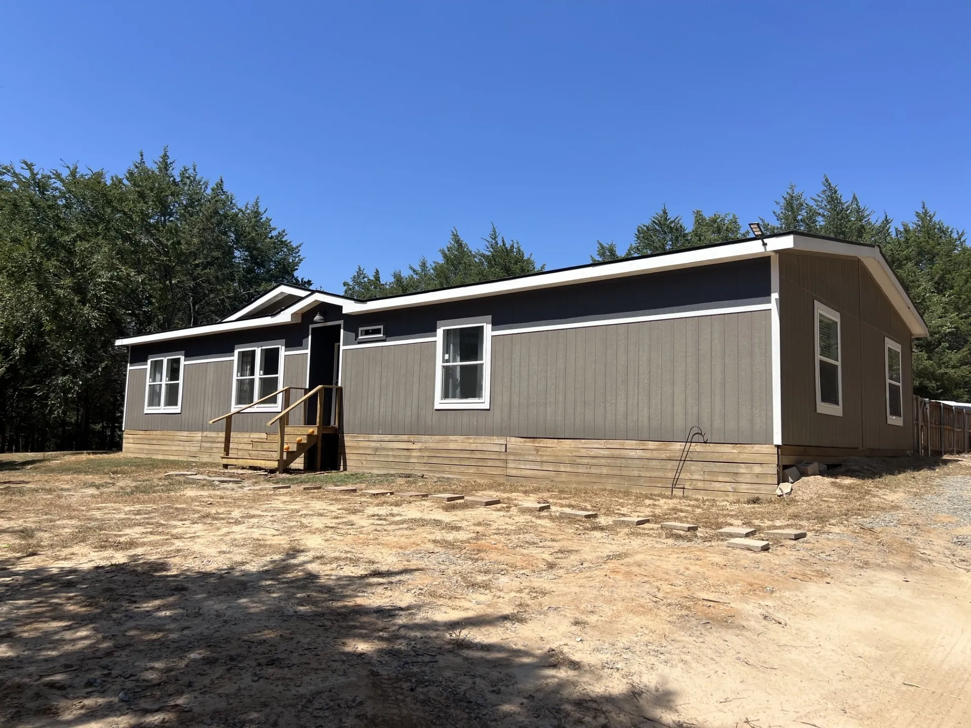 Mobile Home For Sale in Fannin County , 2496 County Road 2010, Ravenna, Texas 75476, 4 Bedroom, 2 Bathroom, Garage spaces, 2,040 Sqft, built in 2022, mls#21367003, Real Estate Agent in Ravenna, Homes For Sale in Fannin county, Homes For Sale in Ravenna, Realtor in Ravenna Texas, Real Estate Brokerage Independent Realty Texas, Luminita Cordes Realtor