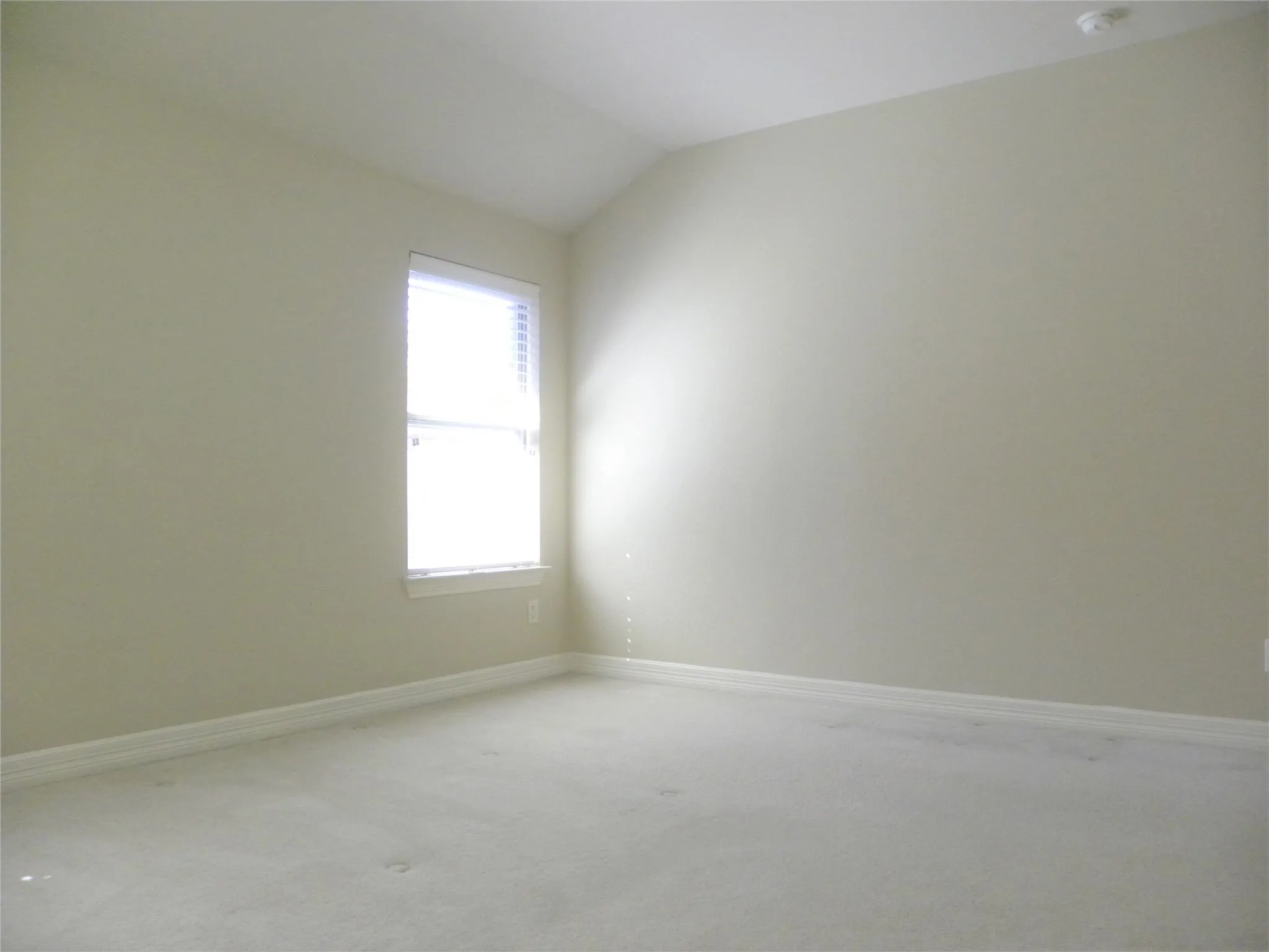Single Family Residence For Rent in Collin County , 4620 Evanshire Way, Mc Kinney, Texas 75070, 4 Bedroom, 2 Bathroom, 2 Garage spaces, 1,932 Sqft, built in 2006, mls#21341476, Real Estate Agent in Mc Kinney, Homes For Rent in Collin county, Homes For Rent in Mc Kinney, Realtor in Mc Kinney Texas, Real Estate Brokerage Independent Realty Texas, Luminita Cordes Realtor