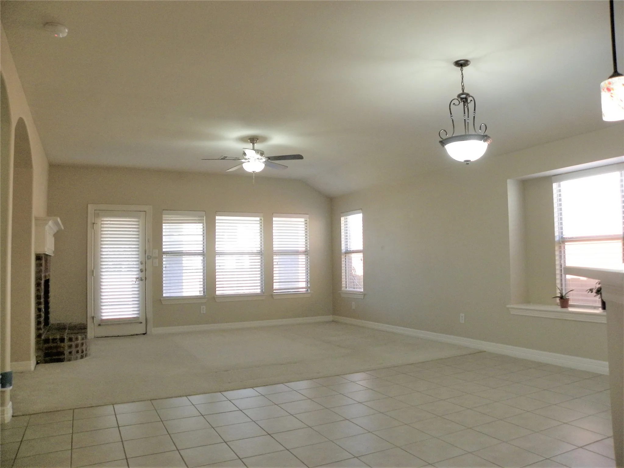 Single Family Residence For Rent in Collin County , 4620 Evanshire Way, Mc Kinney, Texas 75070, 4 Bedroom, 2 Bathroom, 2 Garage spaces, 1,932 Sqft, built in 2006, mls#21341476, Real Estate Agent in Mc Kinney, Homes For Rent in Collin county, Homes For Rent in Mc Kinney, Realtor in Mc Kinney Texas, Real Estate Brokerage Independent Realty Texas, Luminita Cordes Realtor