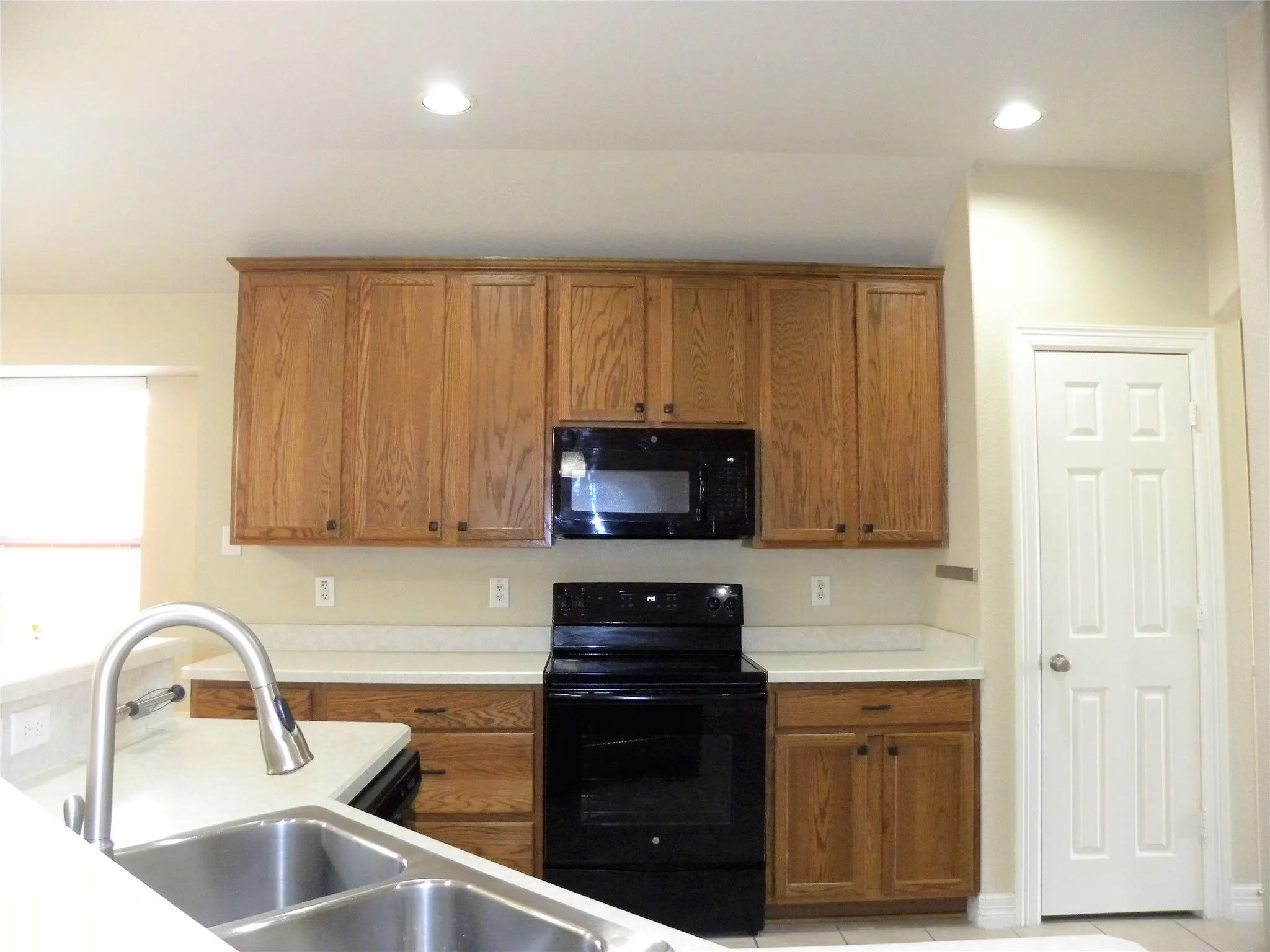 Single Family Residence For Rent in Collin County , 4620 Evanshire Way, Mc Kinney, Texas 75070, 4 Bedroom, 2 Bathroom, 2 Garage spaces, 1,932 Sqft, built in 2006, mls#21341476, Real Estate Agent in Mc Kinney, Homes For Rent in Collin county, Homes For Rent in Mc Kinney, Realtor in Mc Kinney Texas, Real Estate Brokerage Independent Realty Texas, Luminita Cordes Realtor