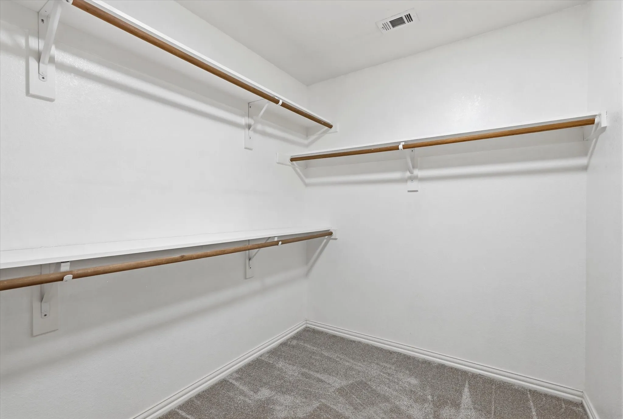 Single Family Residence For Sale in Tarrant County , 9737 Maryville Lane, Fort Worth, Texas 76108, 4 Bedroom, 3 Bathroom, 2 Garage spaces, 2,159 Sqft, built in 2001, mls#21366986, Real Estate Agent in Fort Worth, Homes For Sale in Tarrant county, Homes For Sale in Fort Worth, Realtor in Fort Worth Texas, Real Estate Brokerage Independent Realty Texas, Luminita Cordes Realtor