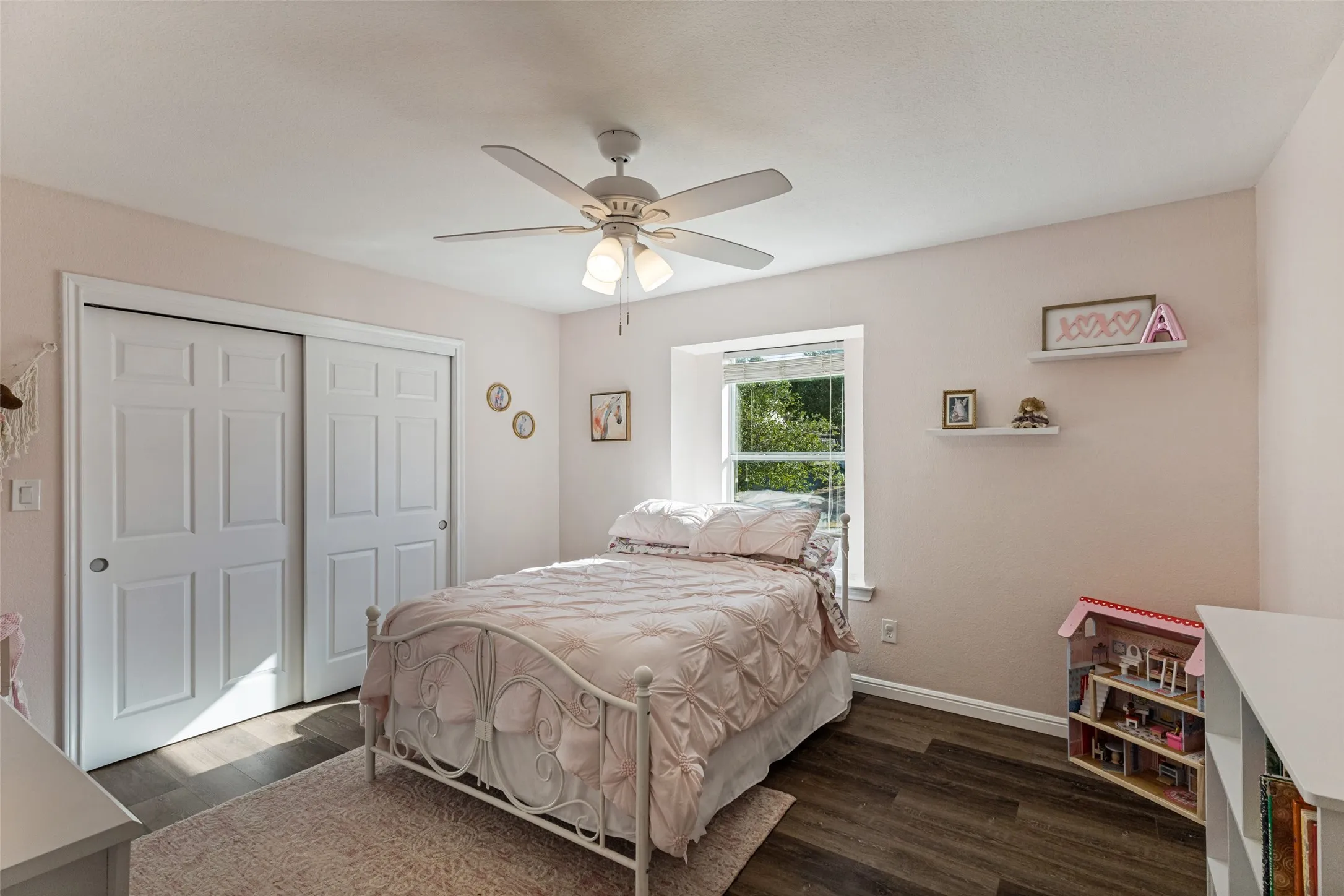 Single Family Residence For Sale in Tarrant County , 8653 Funtier Court, Fort Worth, Texas 76179, 4 Bedroom, 2 Bathroom, 3 Garage spaces, 2,363 Sqft, built in 1978, mls#21367007, Real Estate Agent in Fort Worth, Homes For Sale in Tarrant county, Homes For Sale in Fort Worth, Realtor in Fort Worth Texas, Real Estate Brokerage Independent Realty Texas, Luminita Cordes Realtor