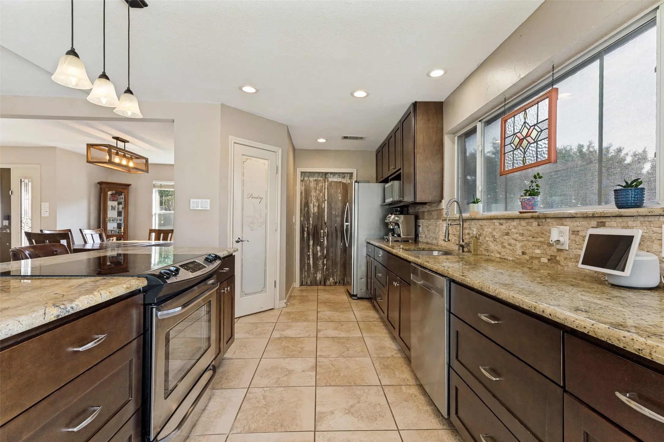 Single Family Residence For Sale in Tarrant County , 8653 Funtier Court, Fort Worth, Texas 76179, 4 Bedroom, 2 Bathroom, 3 Garage spaces, 2,363 Sqft, built in 1978, mls#21367007, Real Estate Agent in Fort Worth, Homes For Sale in Tarrant county, Homes For Sale in Fort Worth, Realtor in Fort Worth Texas, Real Estate Brokerage Independent Realty Texas, Luminita Cordes Realtor