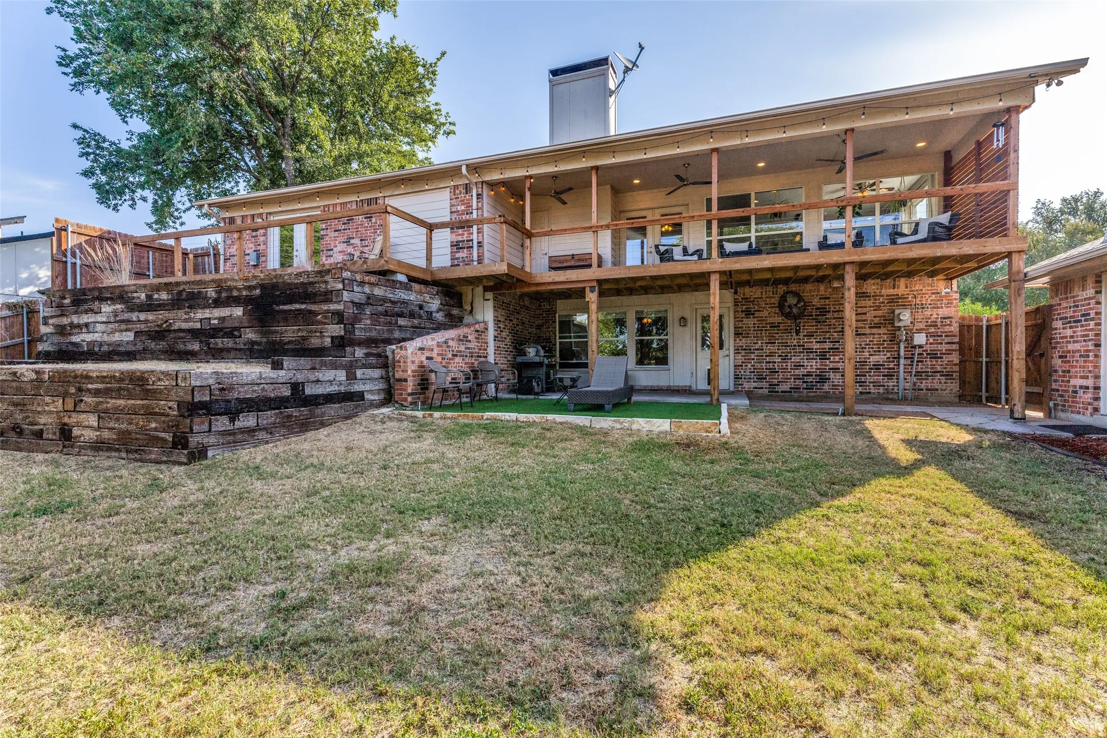 Single Family Residence For Sale in Tarrant County , 8653 Funtier Court, Fort Worth, Texas 76179, 4 Bedroom, 2 Bathroom, 3 Garage spaces, 2,363 Sqft, built in 1978, mls#21367007, Real Estate Agent in Fort Worth, Homes For Sale in Tarrant county, Homes For Sale in Fort Worth, Realtor in Fort Worth Texas, Real Estate Brokerage Independent Realty Texas, Luminita Cordes Realtor